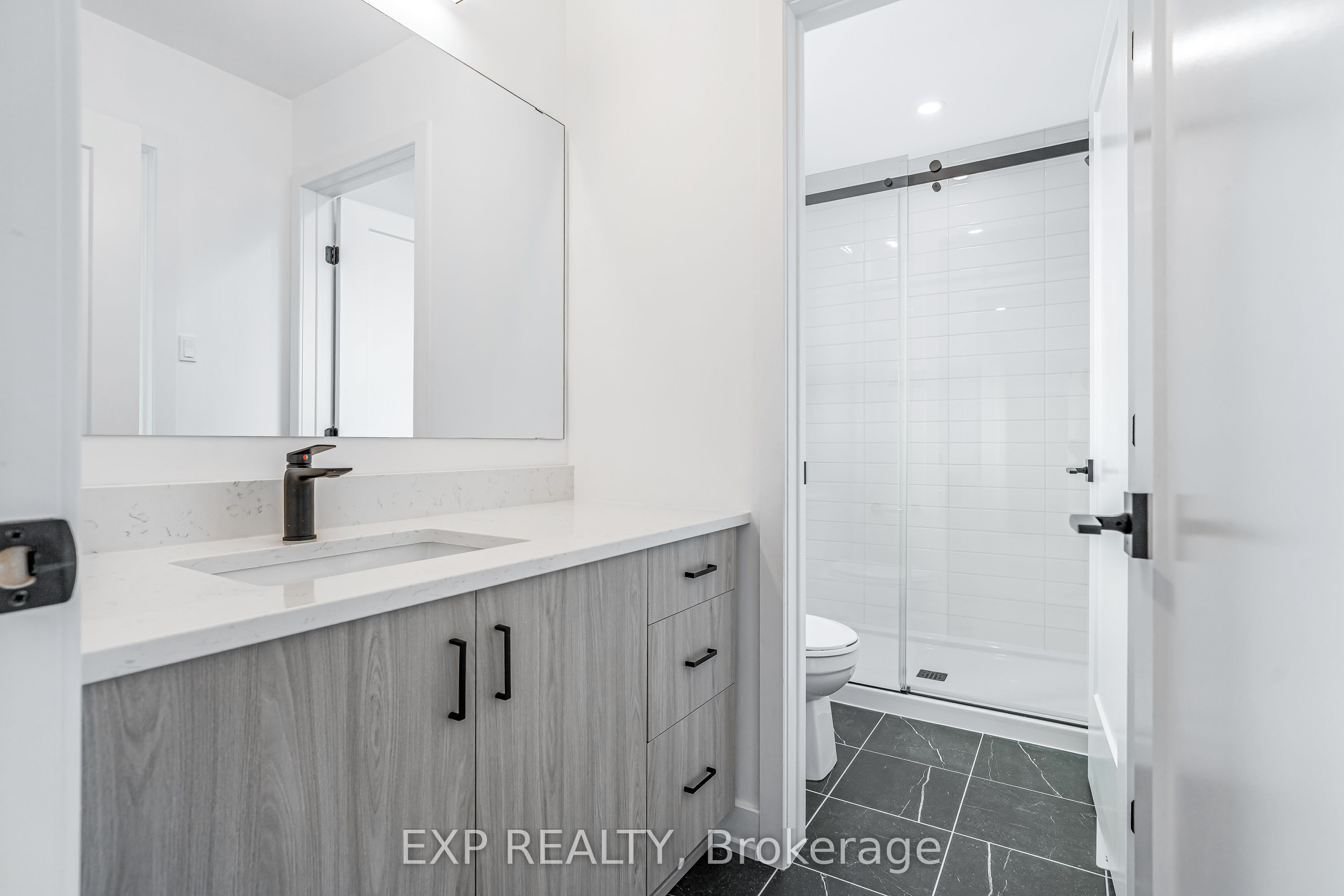 489 Duvernay Drive Property Photo 41
