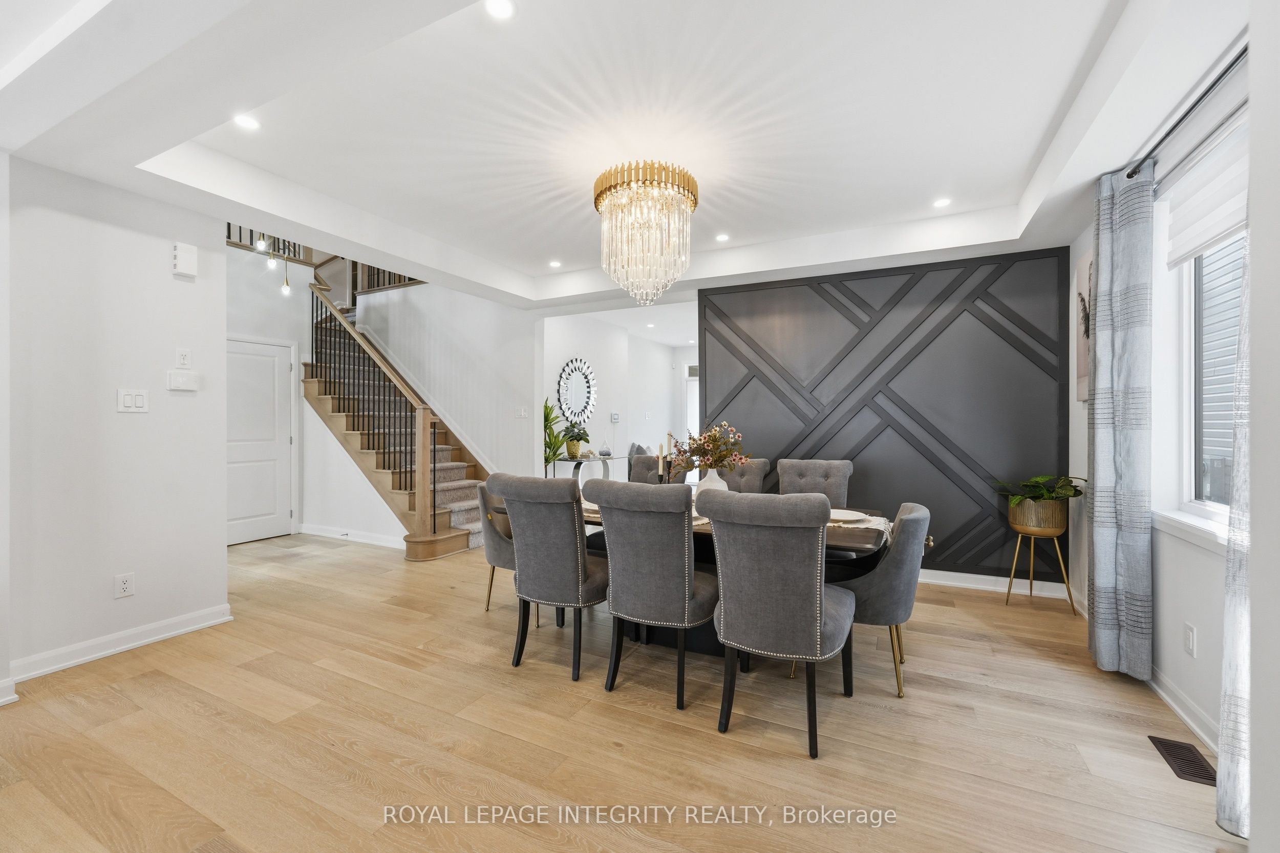 90 Coco Place Property Photo 10