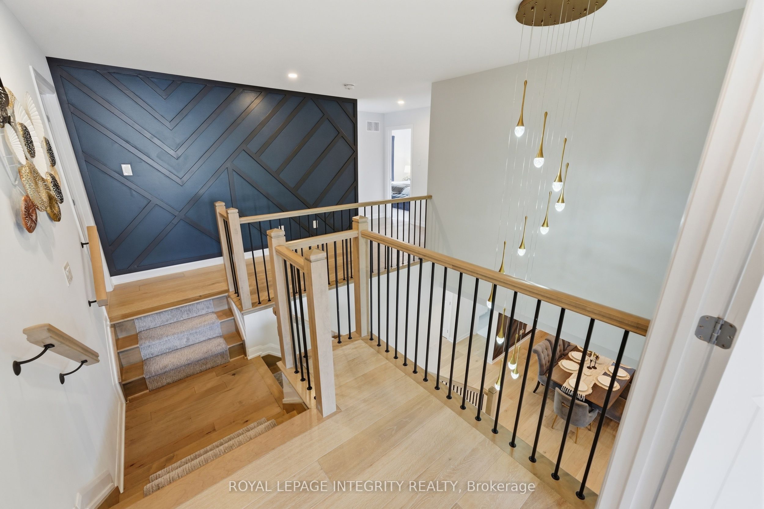 90 Coco Place Property Photo 31