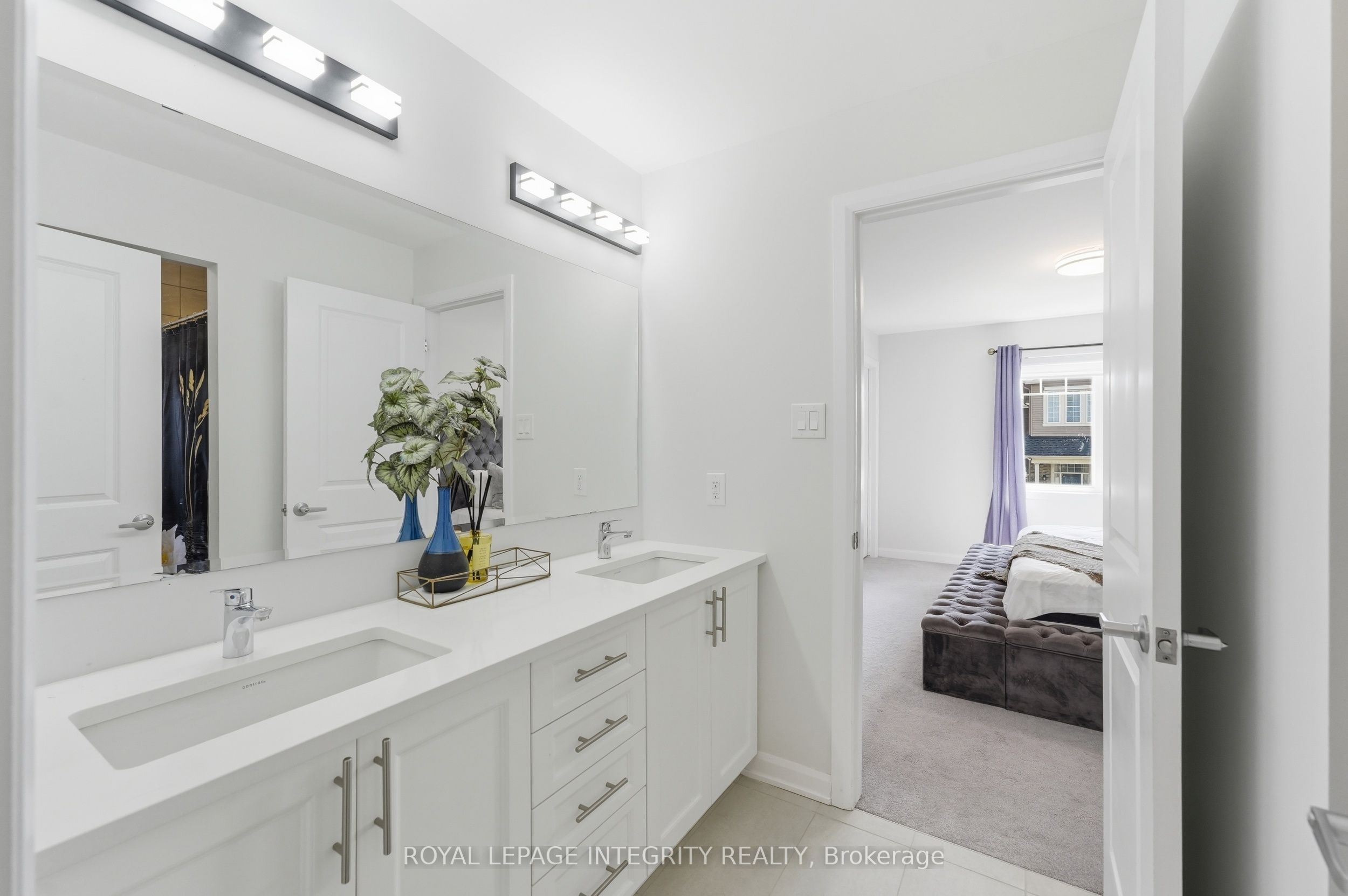 90 Coco Place Property Photo 38