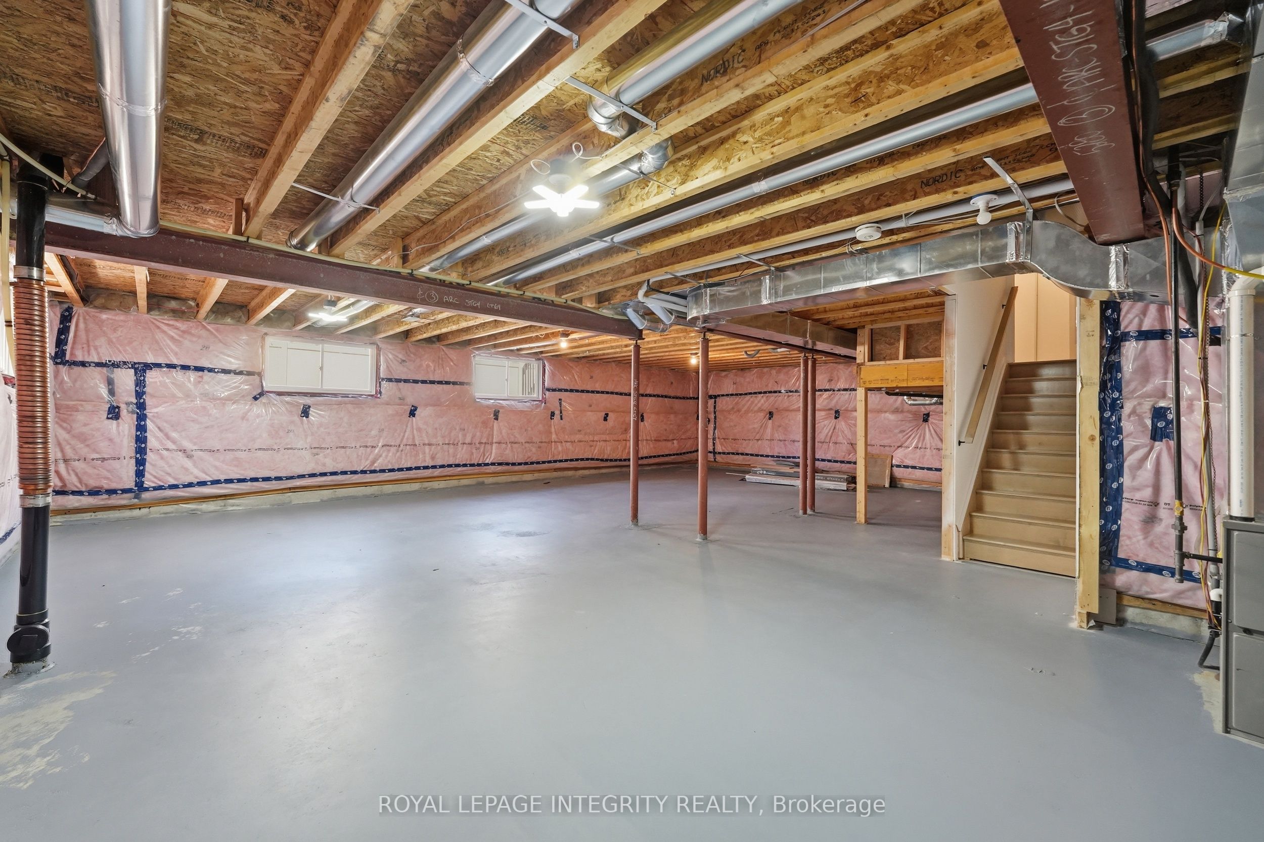 90 Coco Place Property Photo 45