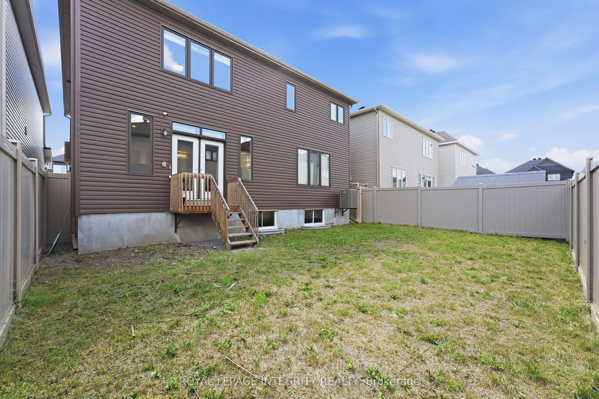 90 Coco Place Property Photo 46