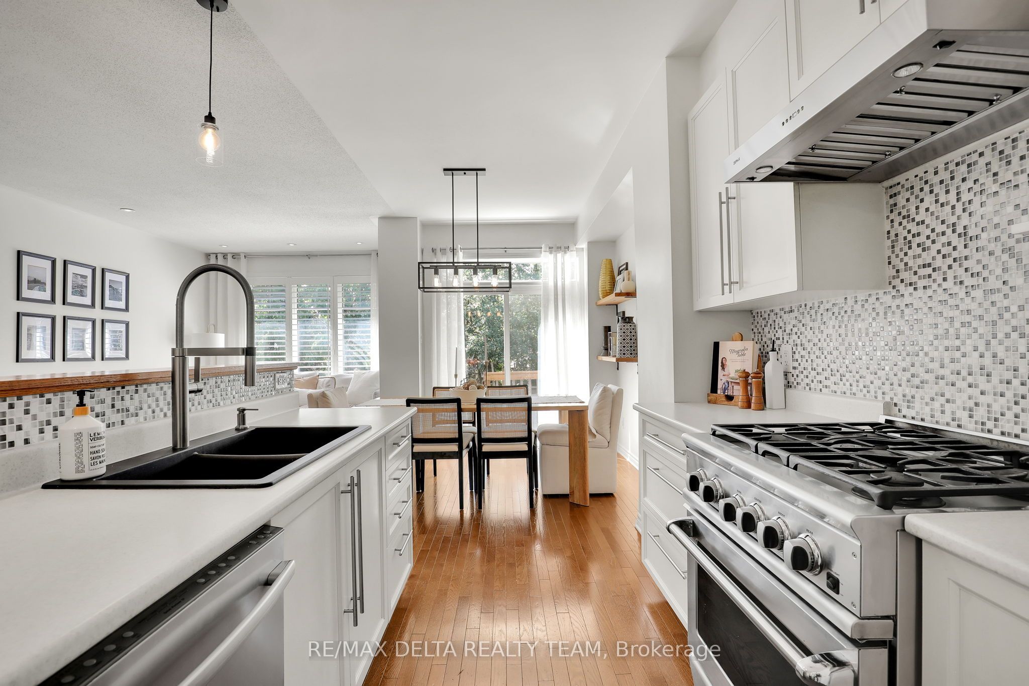 321 Widgeon Way Property Photo 19