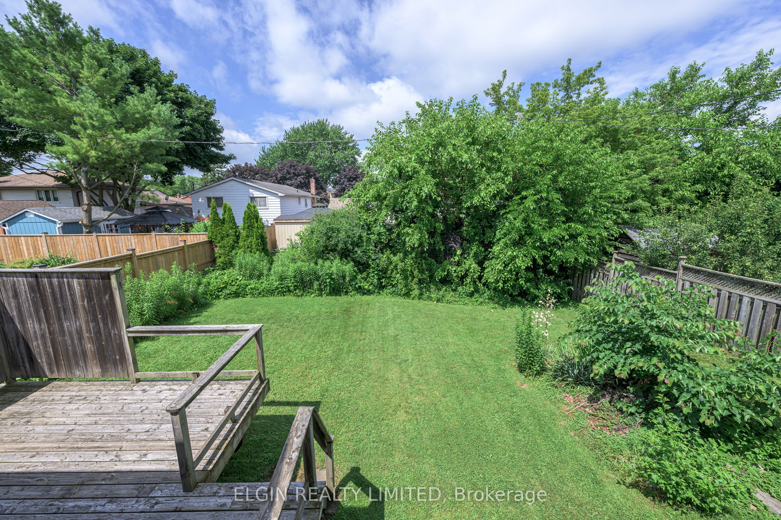 41 Luton Crescent Property Photo 12