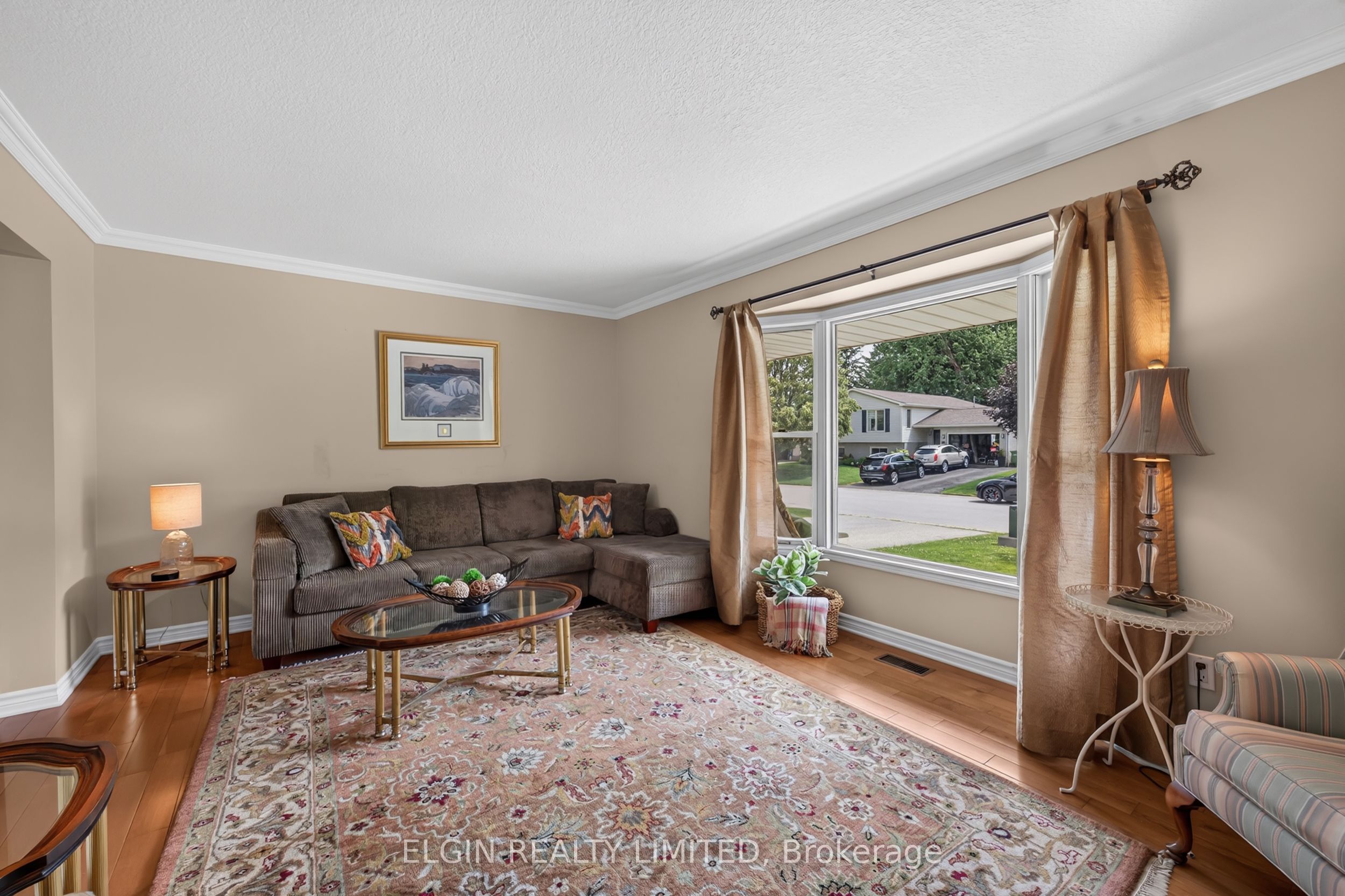 41 Luton Crescent Property Photo 16