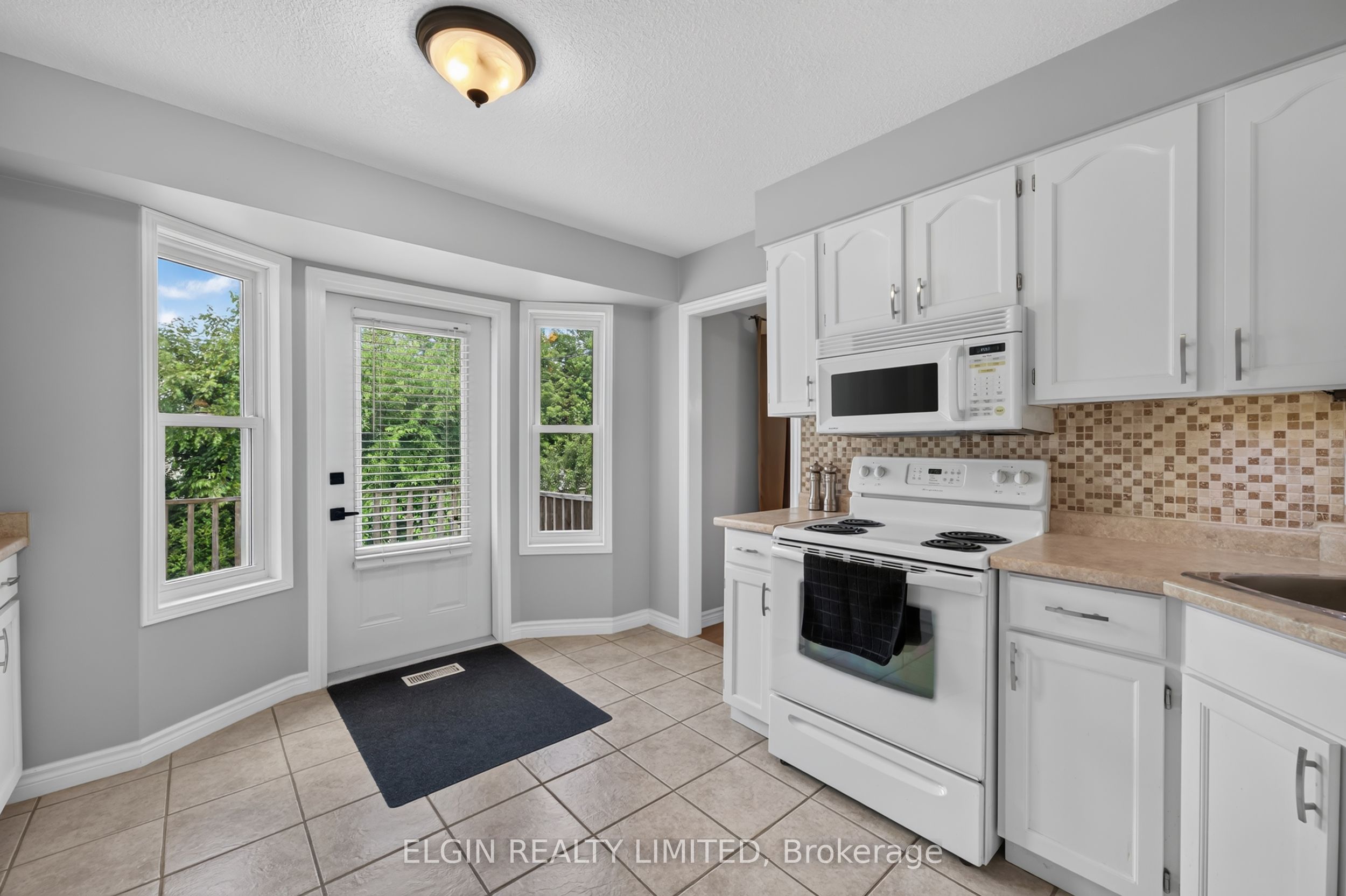 41 Luton Crescent Property Photo 22