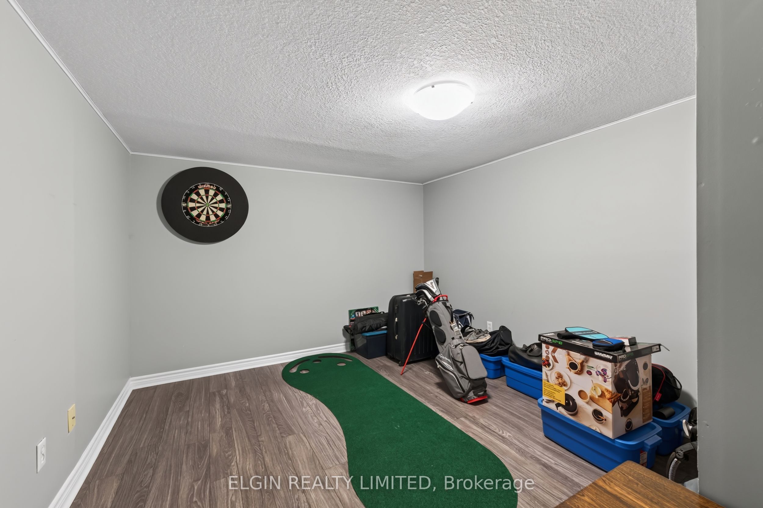 41 Luton Crescent Property Photo 39