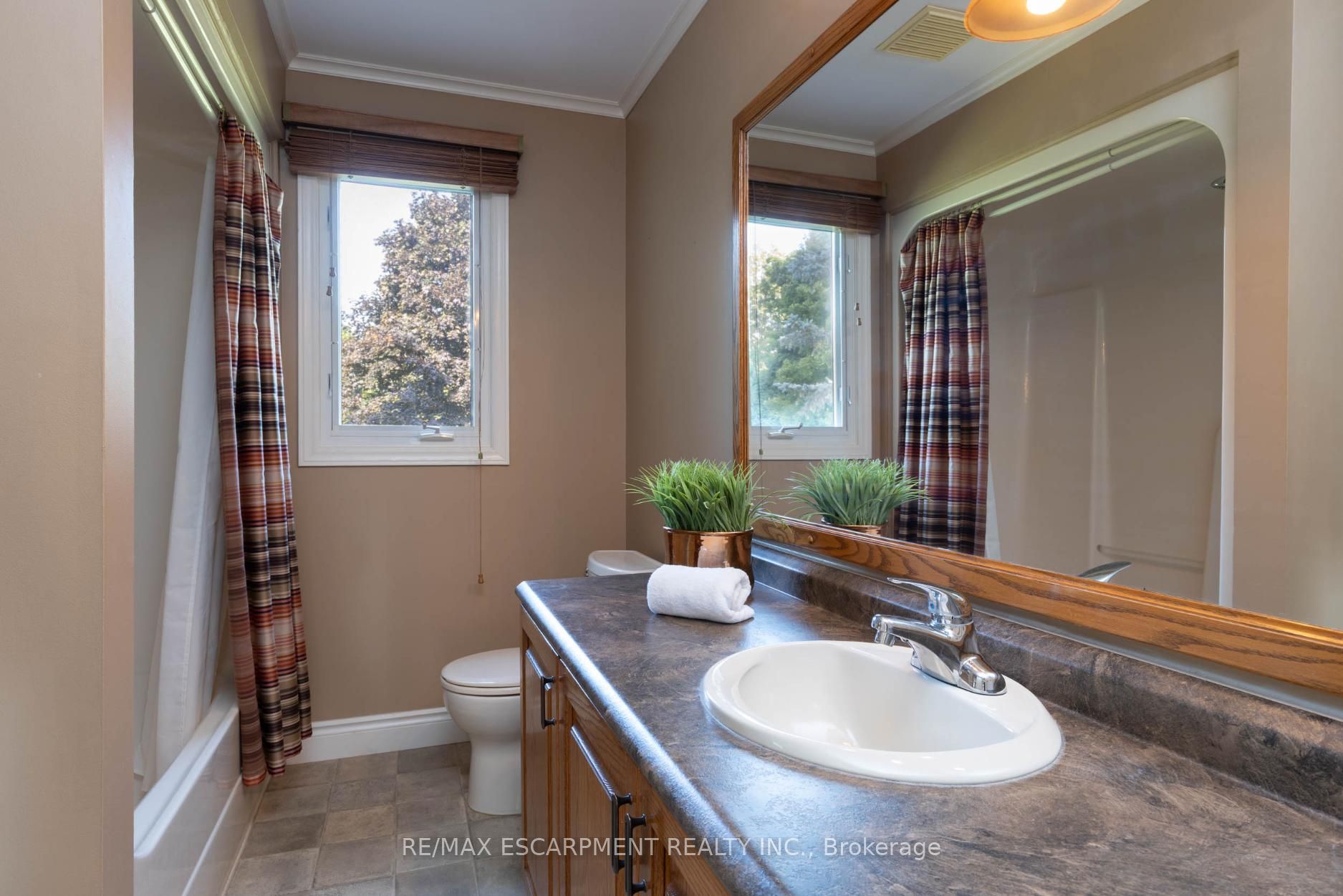 1416 Progreston Road Property Photo 28