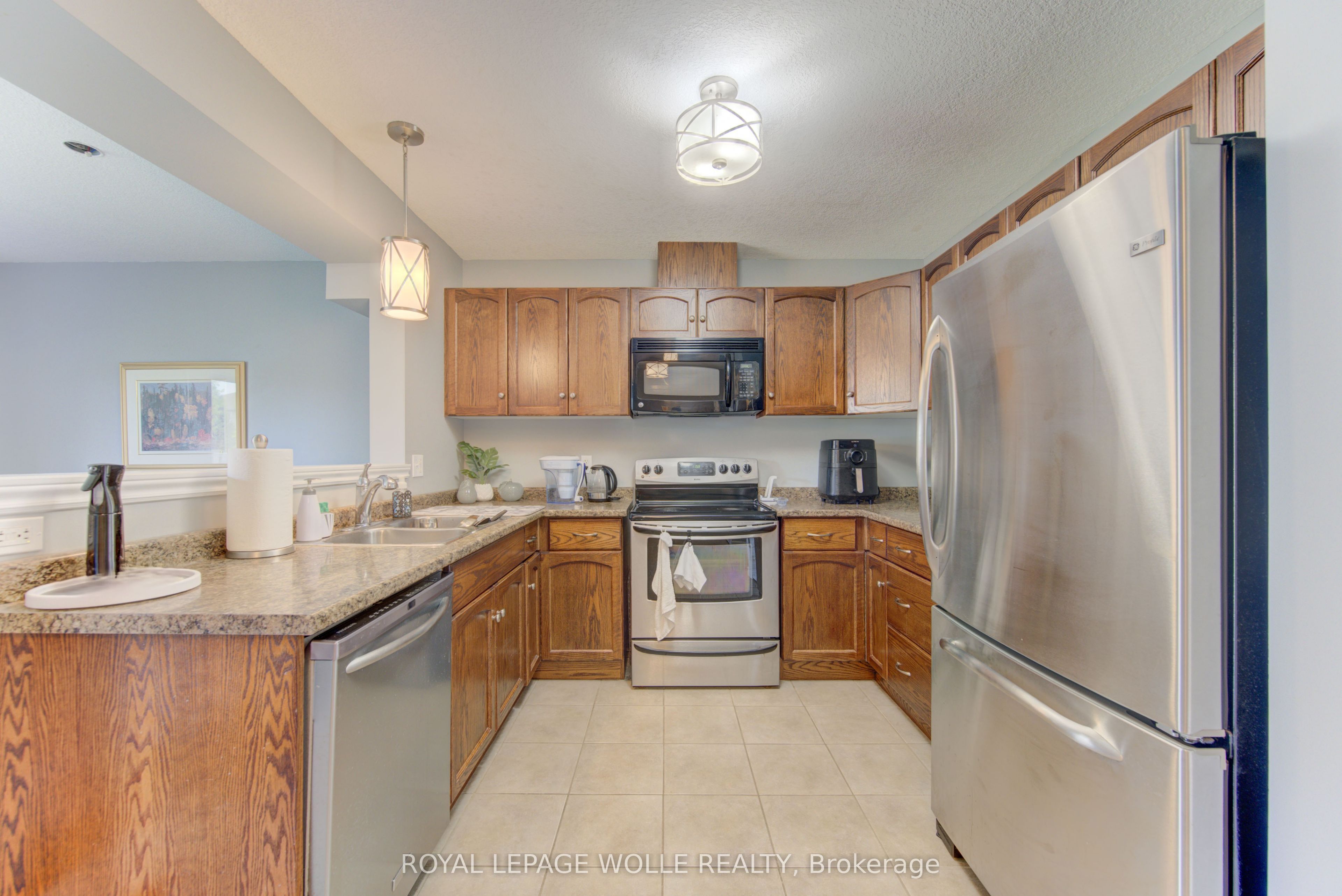 6 Edwards Street Property Photo 3