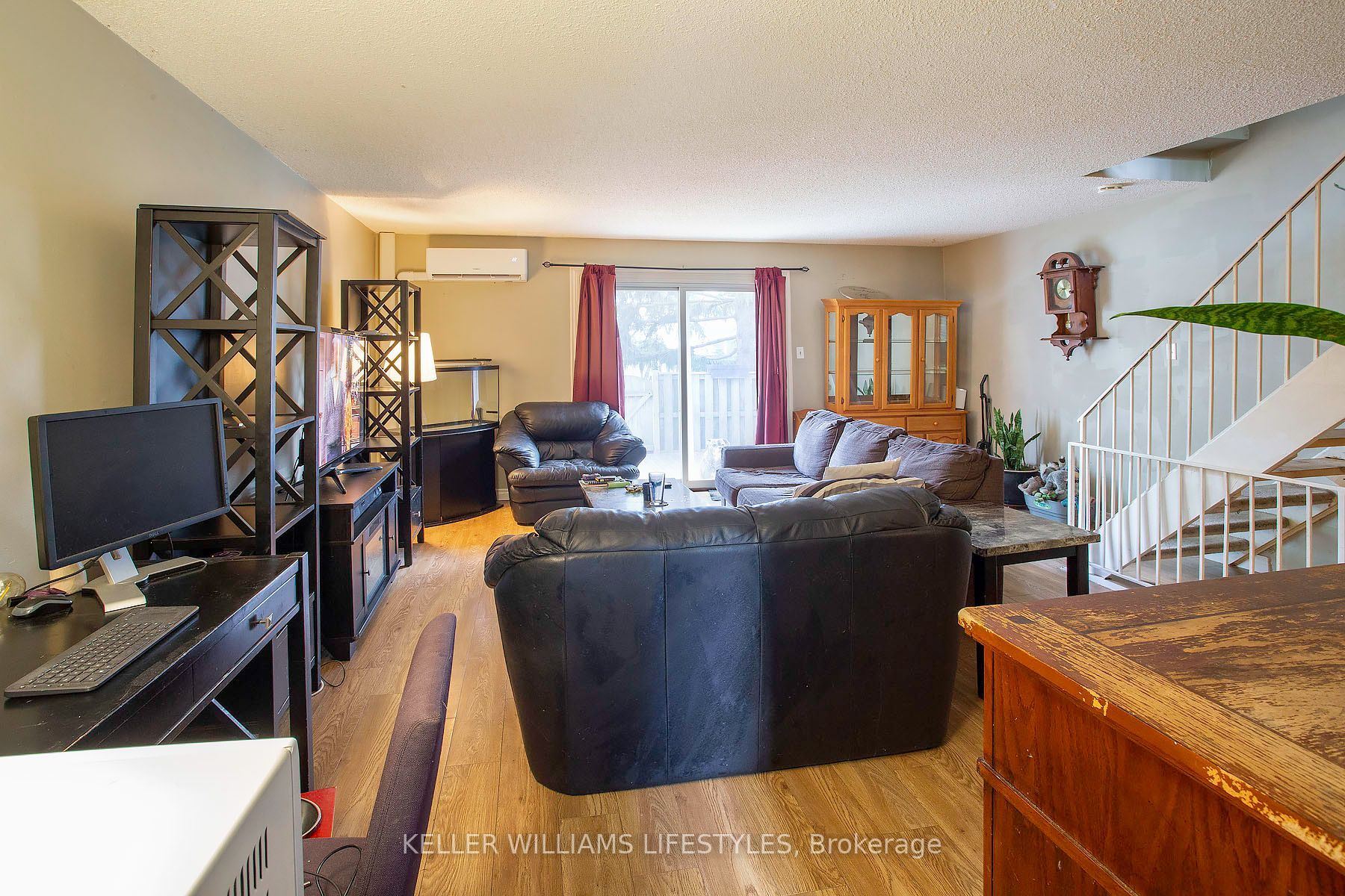 120 Monmore Road Property Photo 3