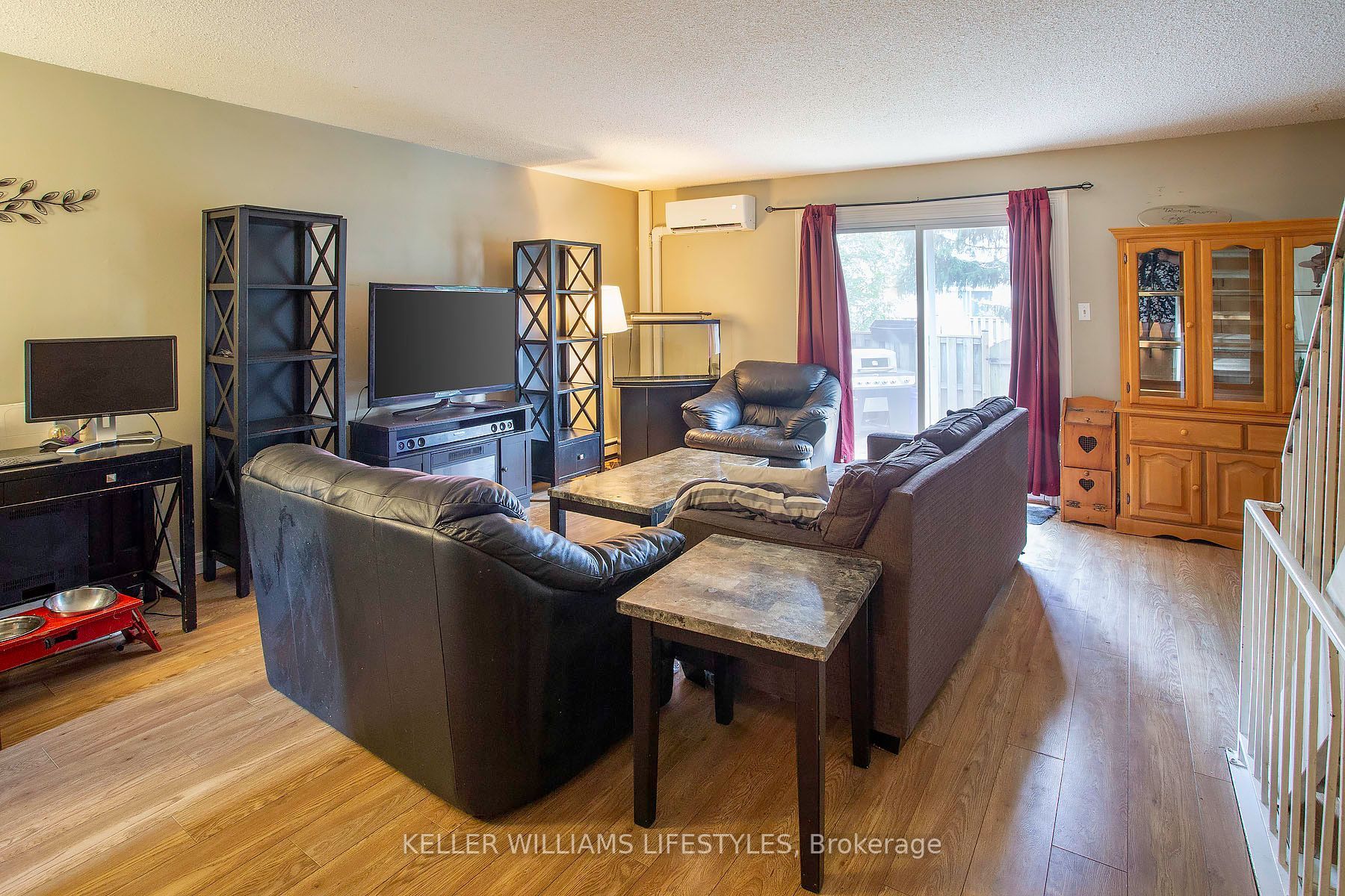120 Monmore Road Property Photo 4