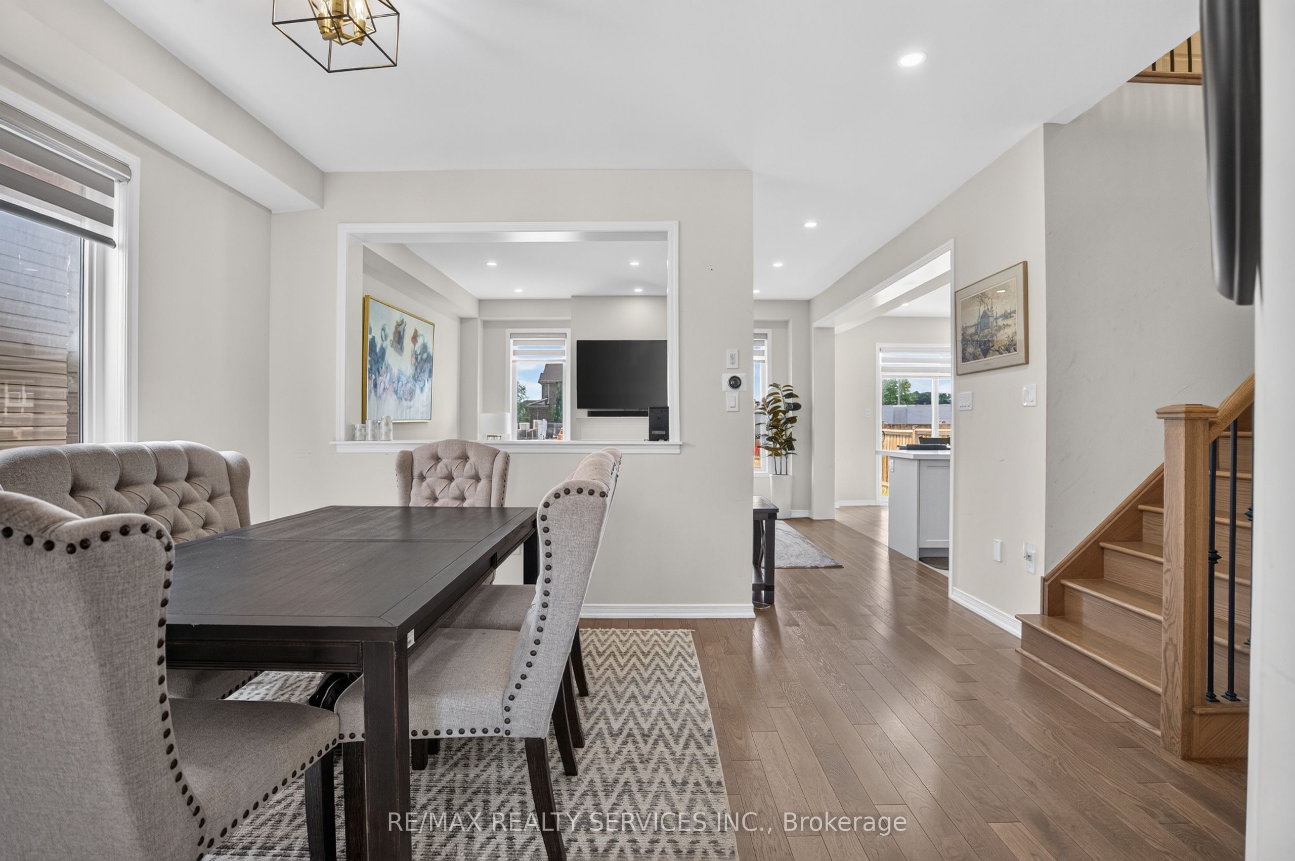 8 Munro Circle Property Photo 7