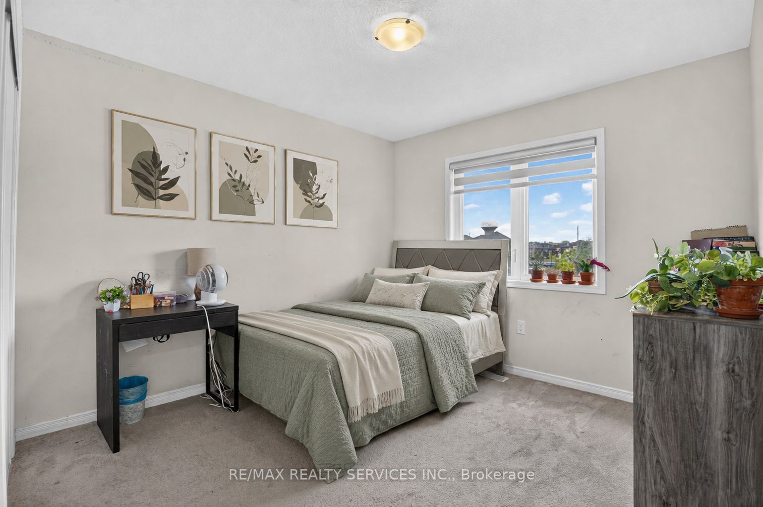8 Munro Circle Property Photo 23