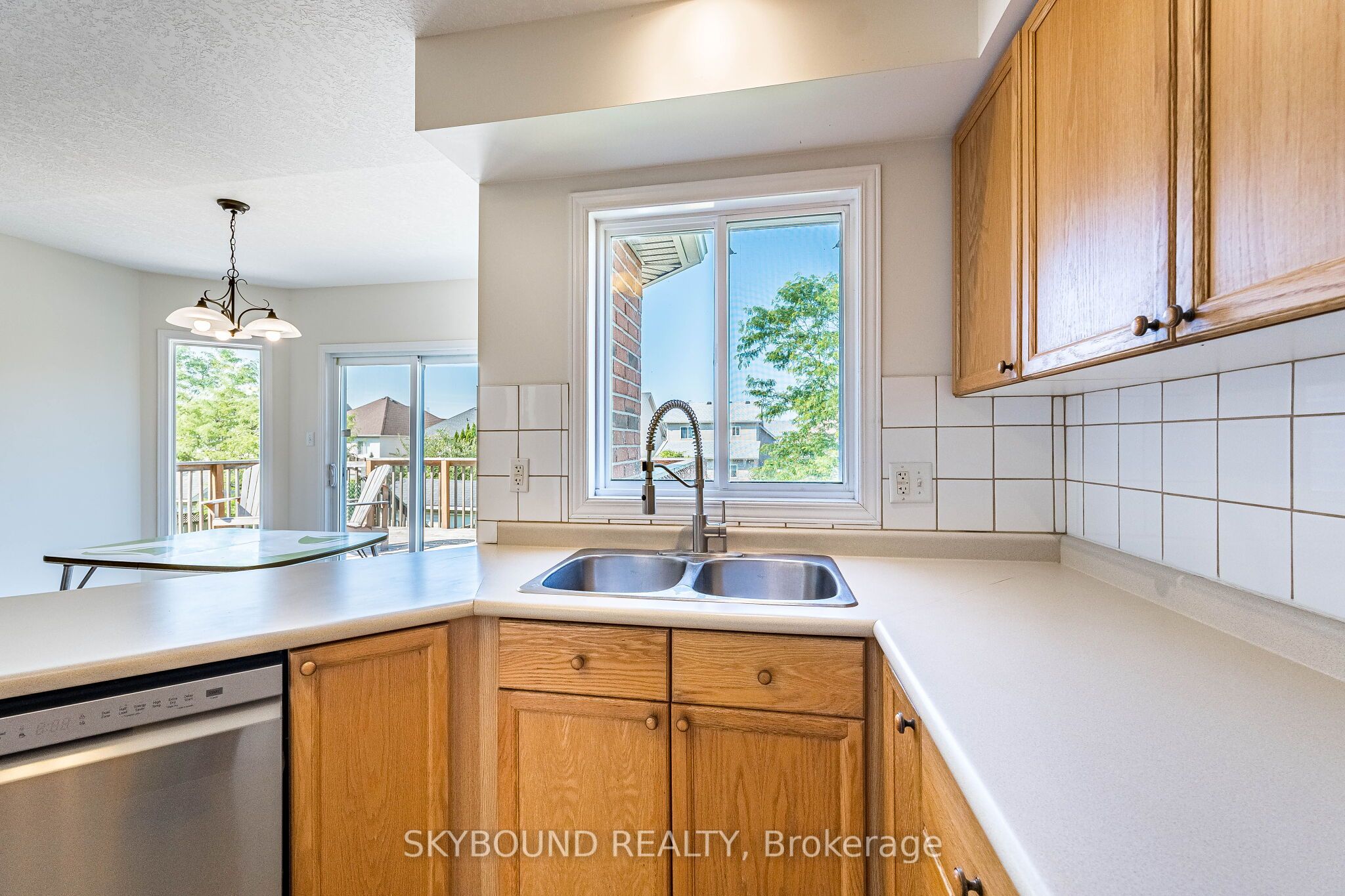 735 Karlsfeld Road Property Photo 21