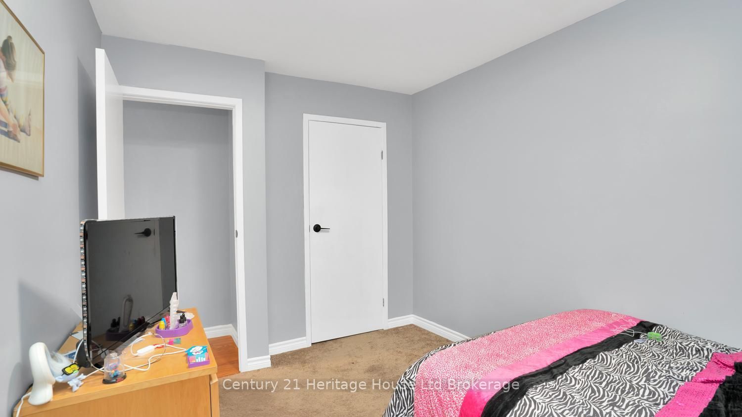 117 Wonham Street S Property Photo 16