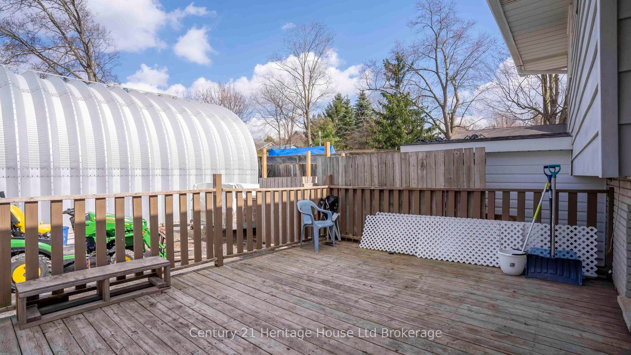 117 Wonham Street S Property Photo 41