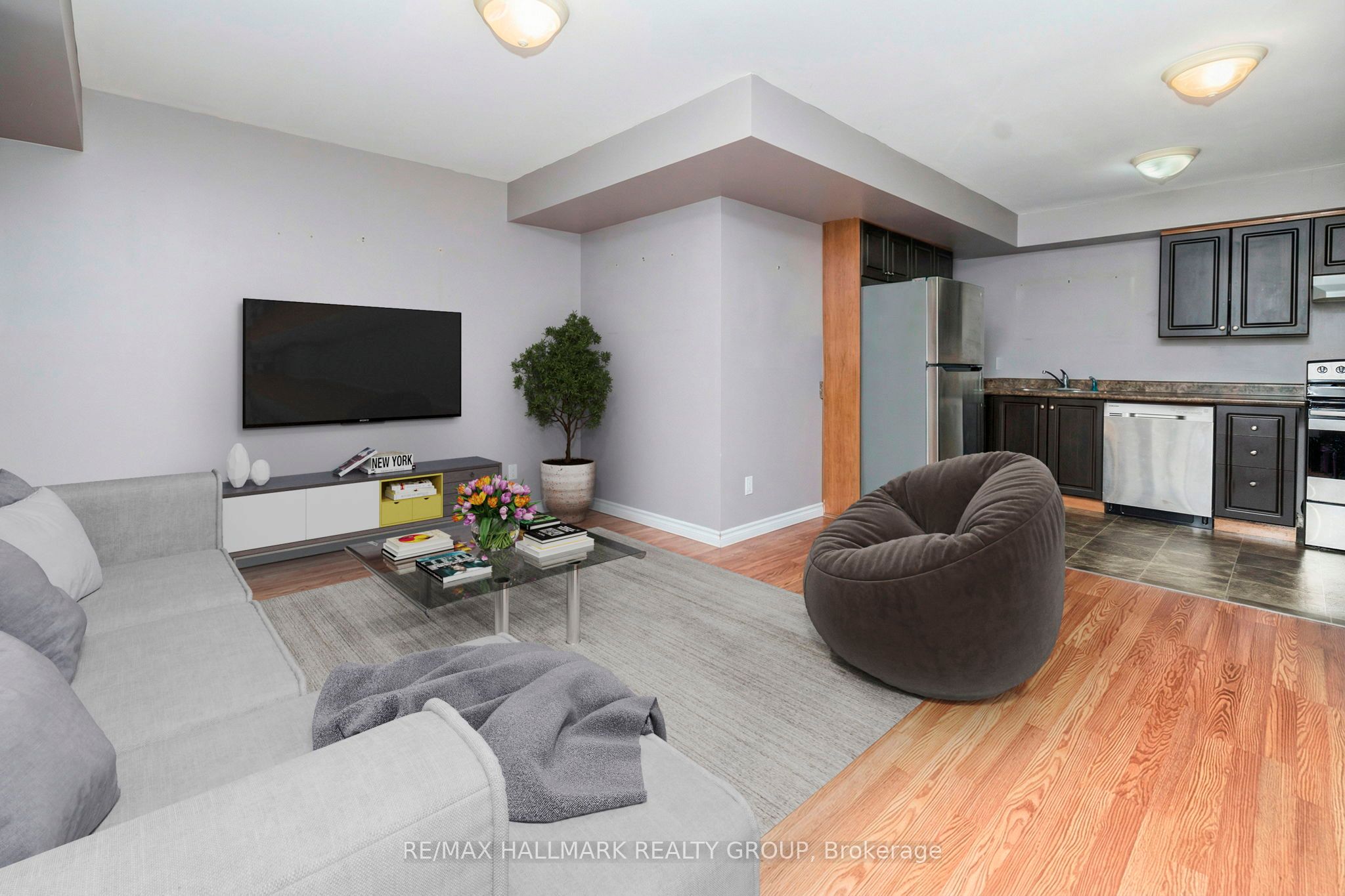 1796 Dumas Street Property Photo 6