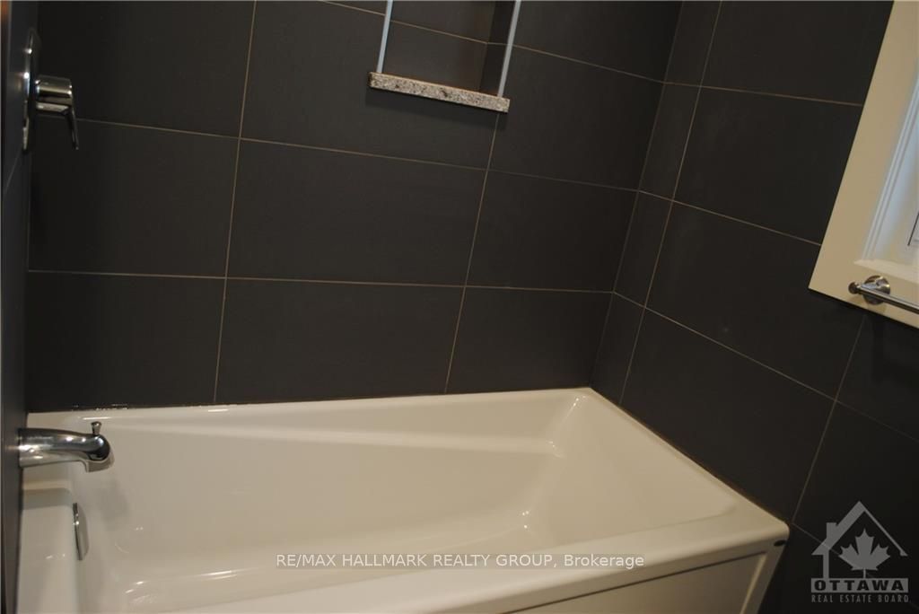 568 Gladstone Avenue Property Photo 14