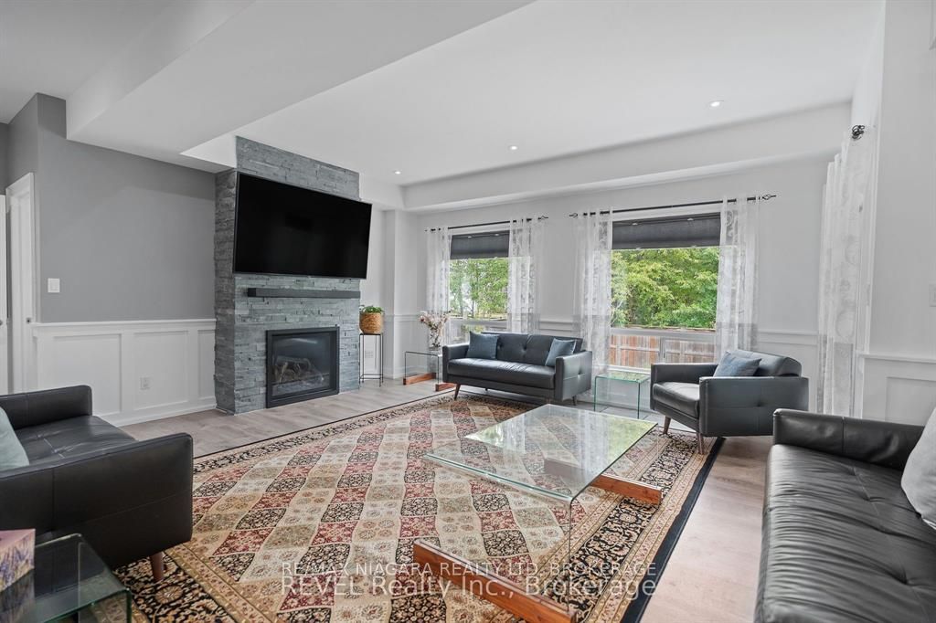 1018 Kerby Street Property Photo 6