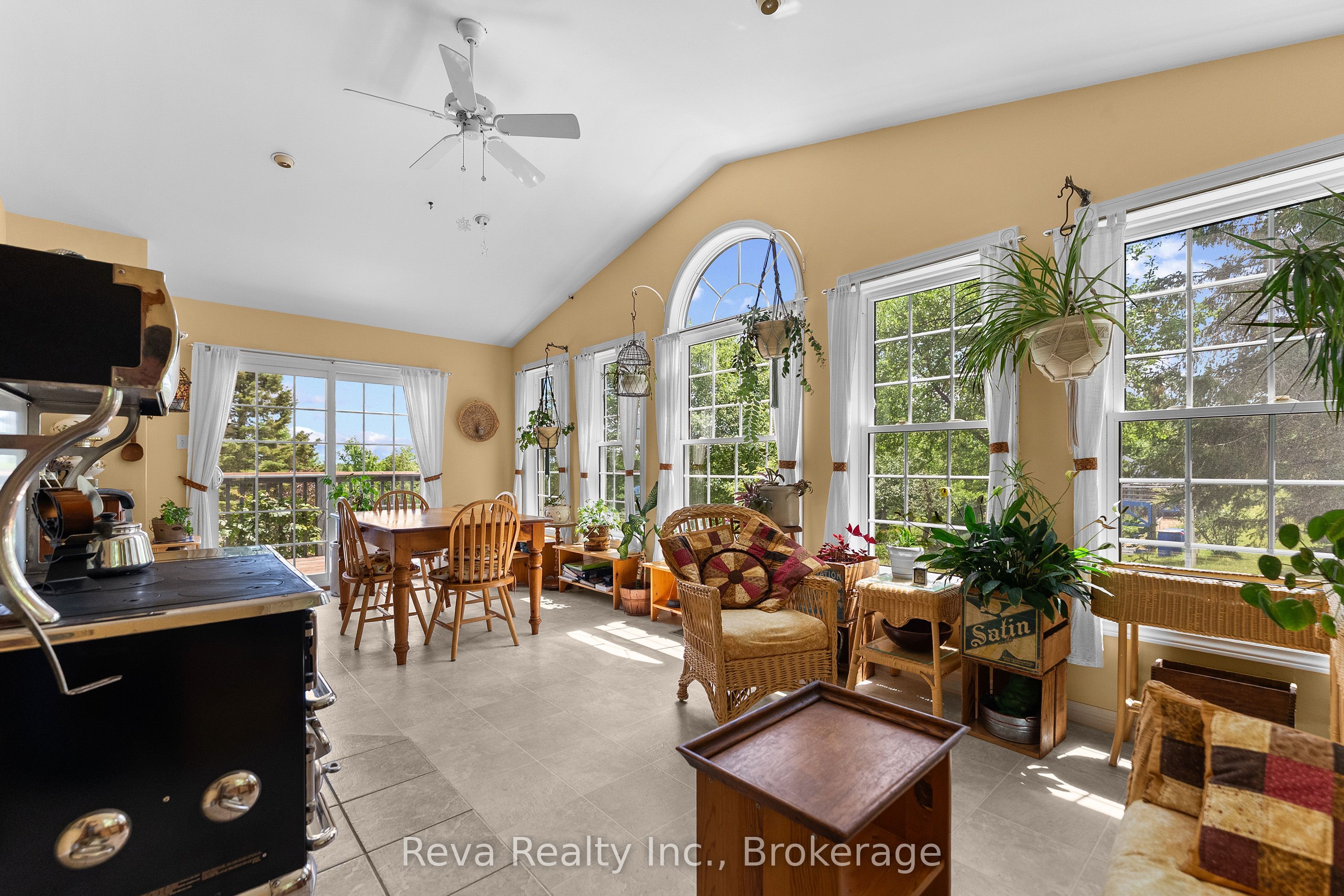 152 Hass Road Property Photo 6