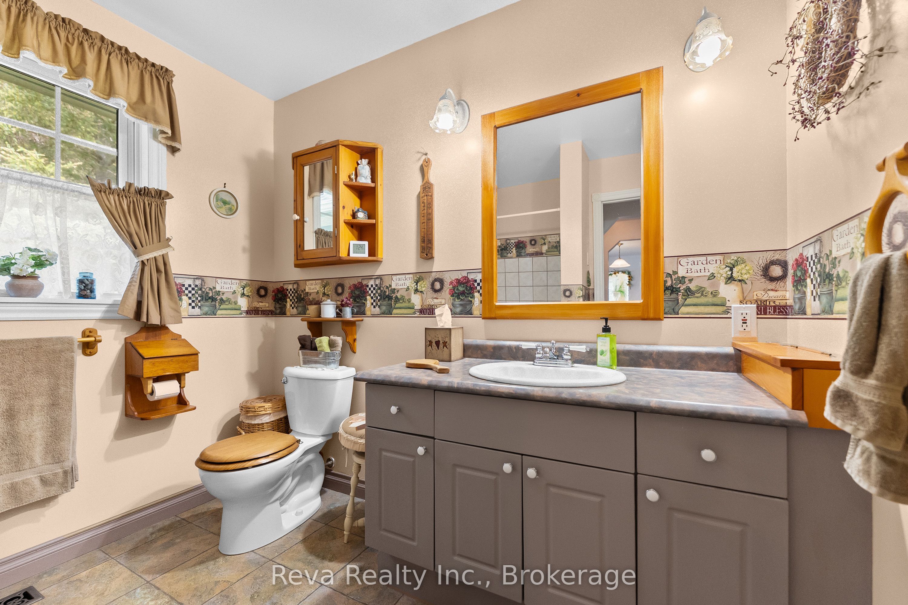 152 Hass Road Property Photo 14