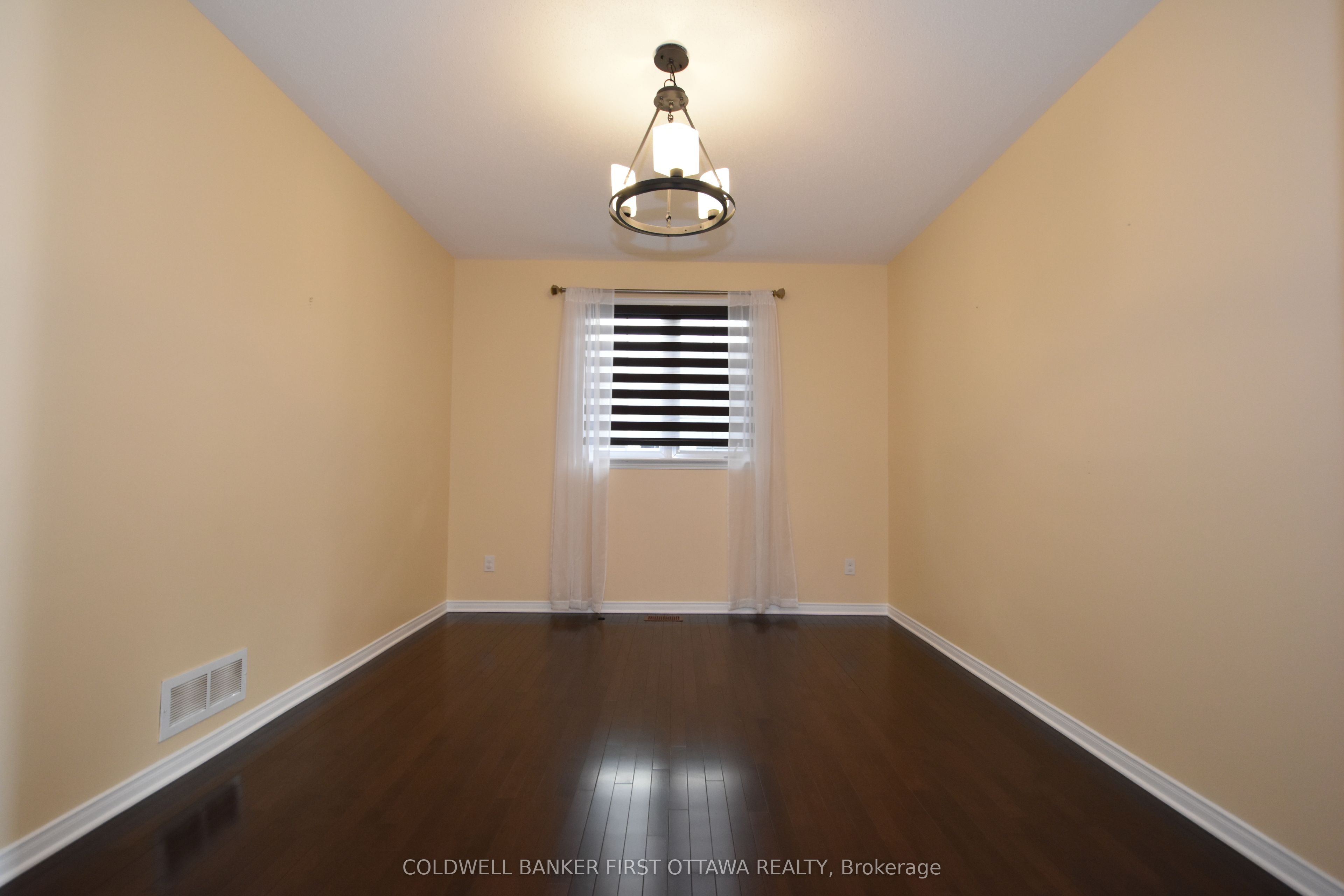 413 Blackleaf Drive Property Photo 5