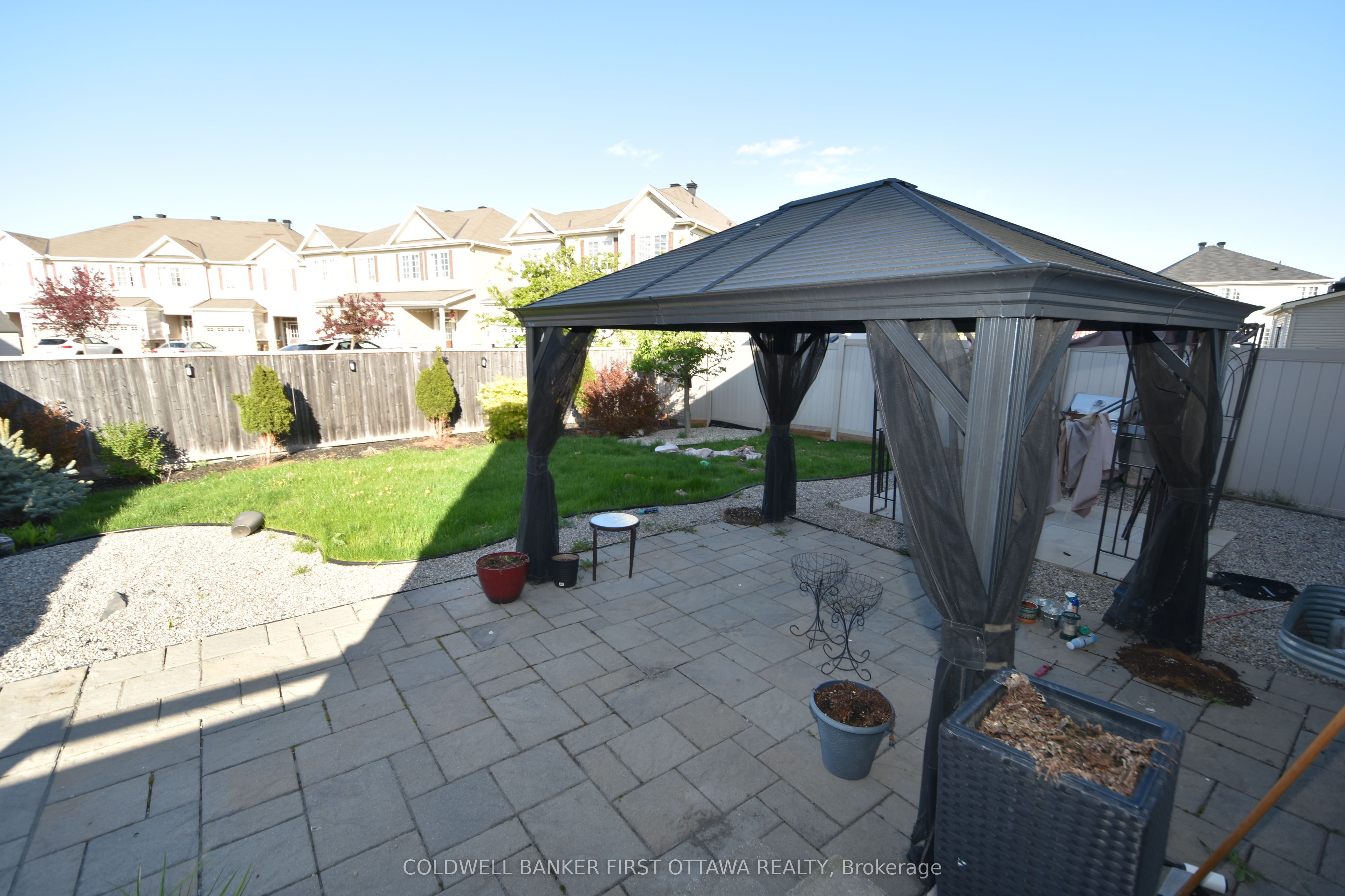 413 Blackleaf Drive Property Photo 12