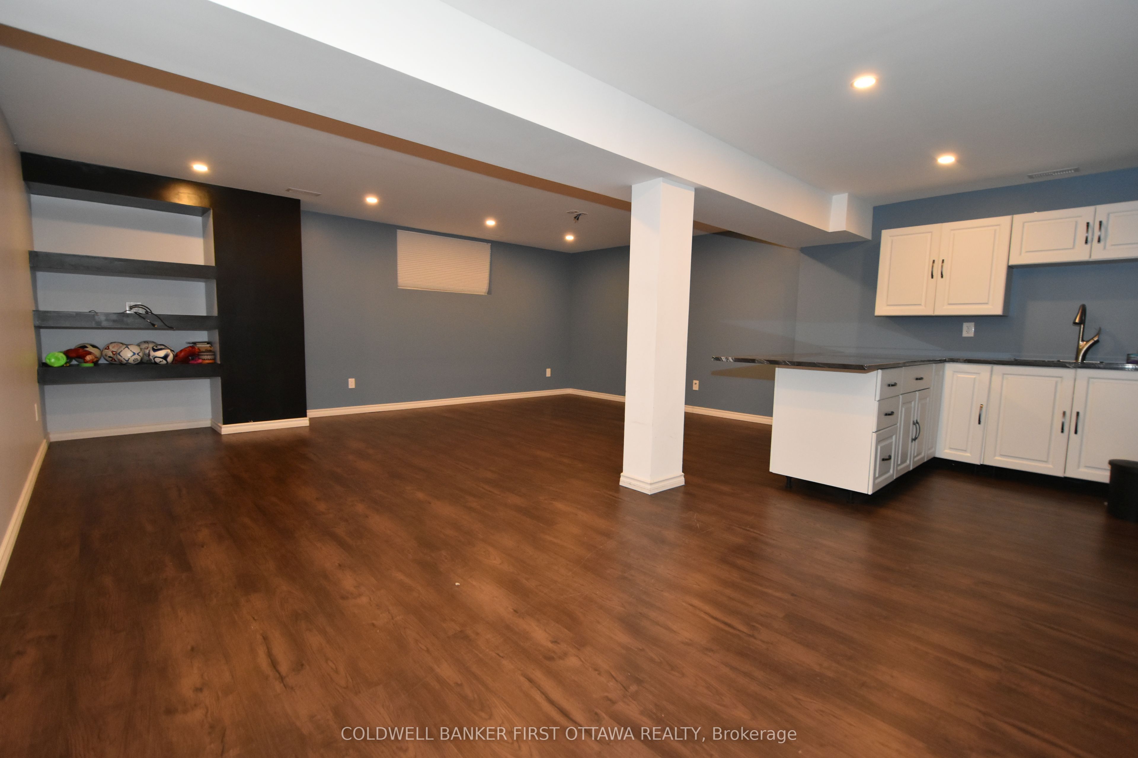 413 Blackleaf Drive Property Photo 13