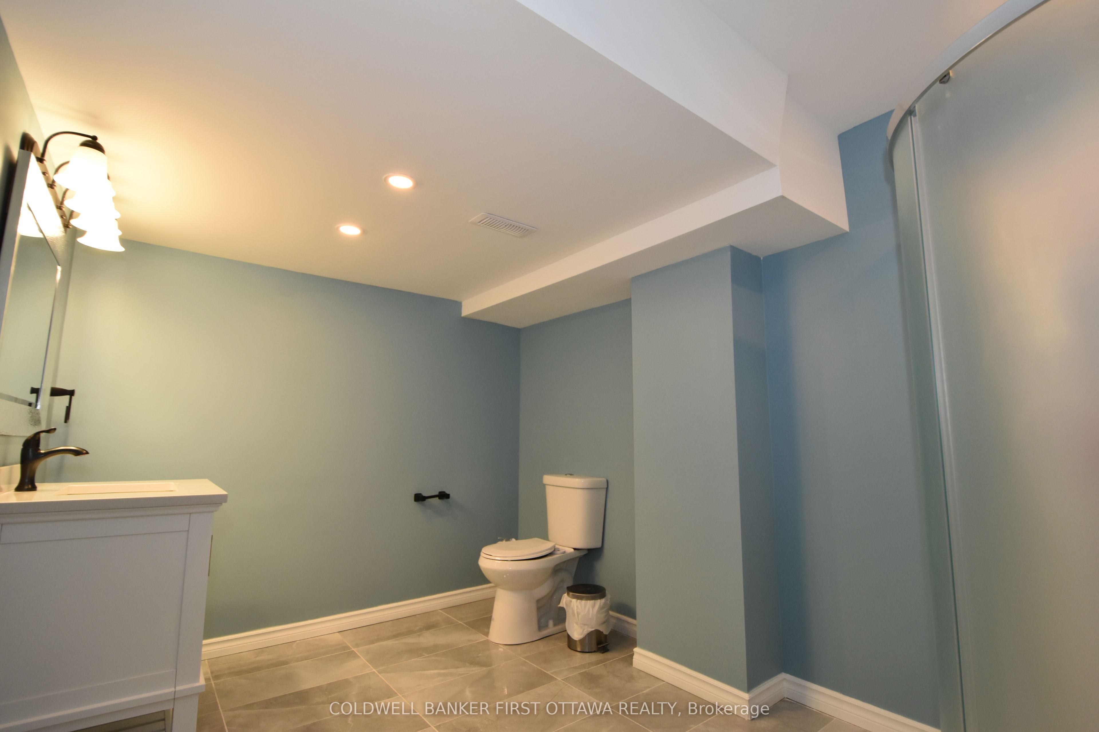 413 Blackleaf Drive Property Photo 16