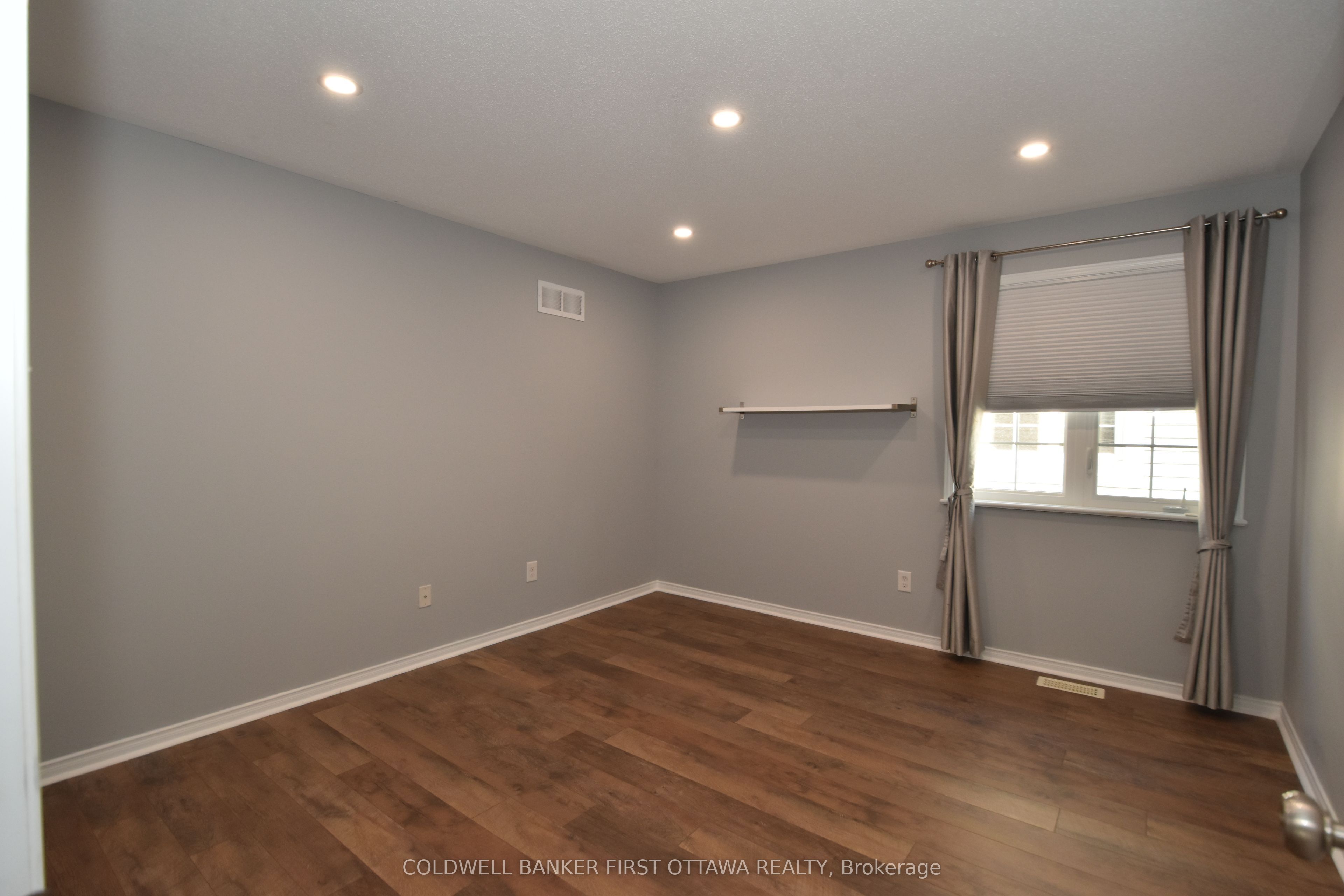 413 Blackleaf Drive Property Photo 21