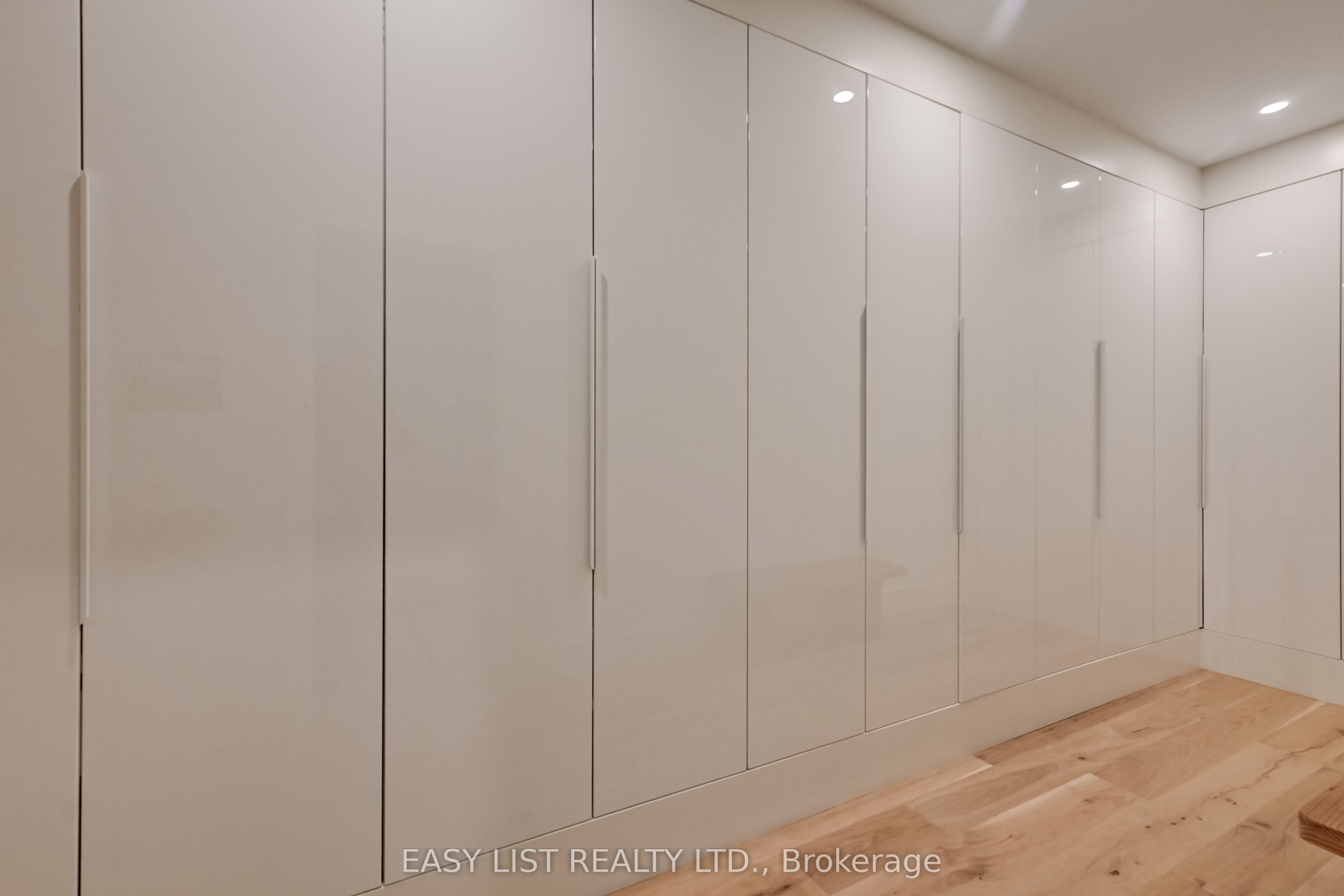 117 Evergreen Place Property Photo 32