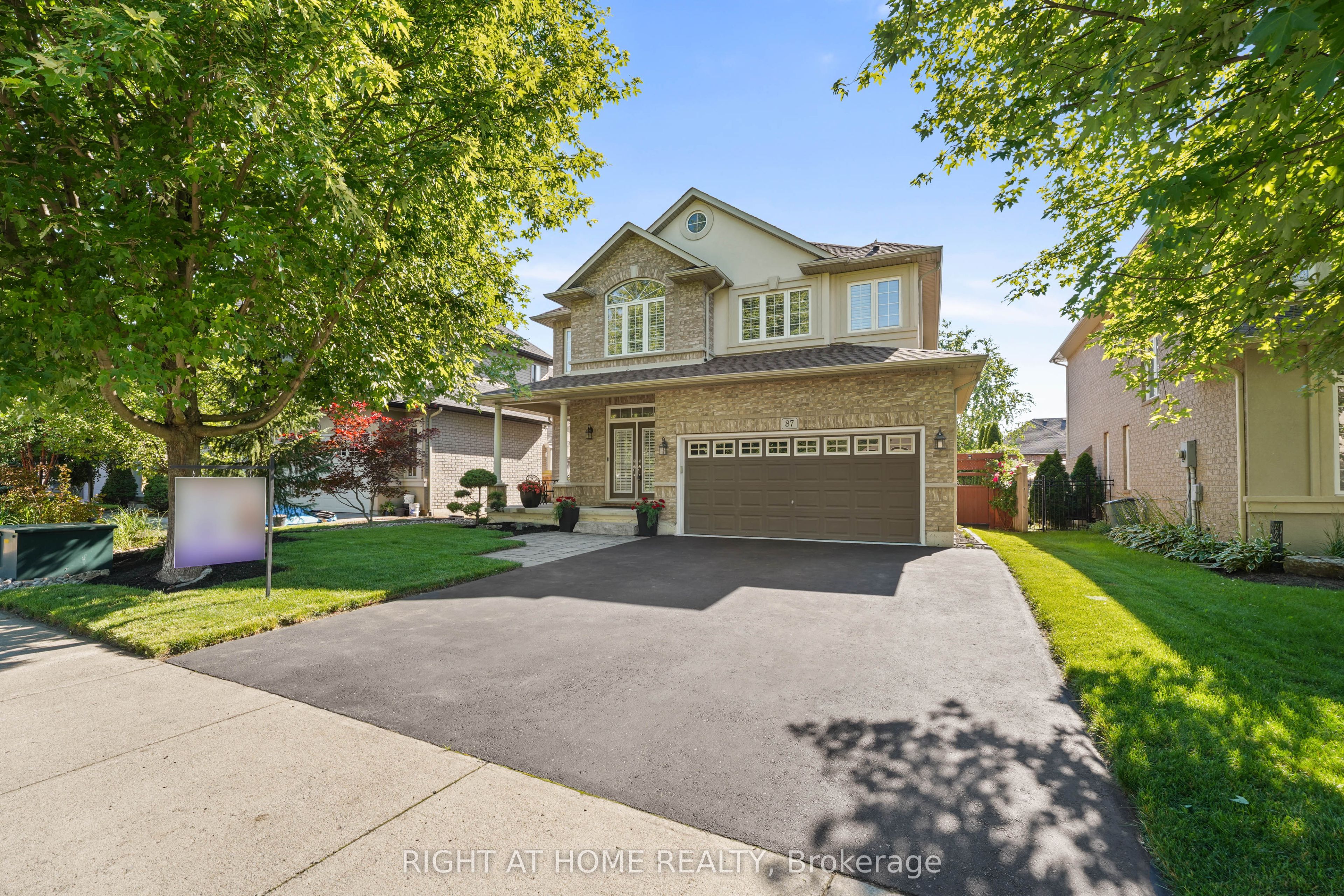 87 Newcombe Road N Property Photo 3