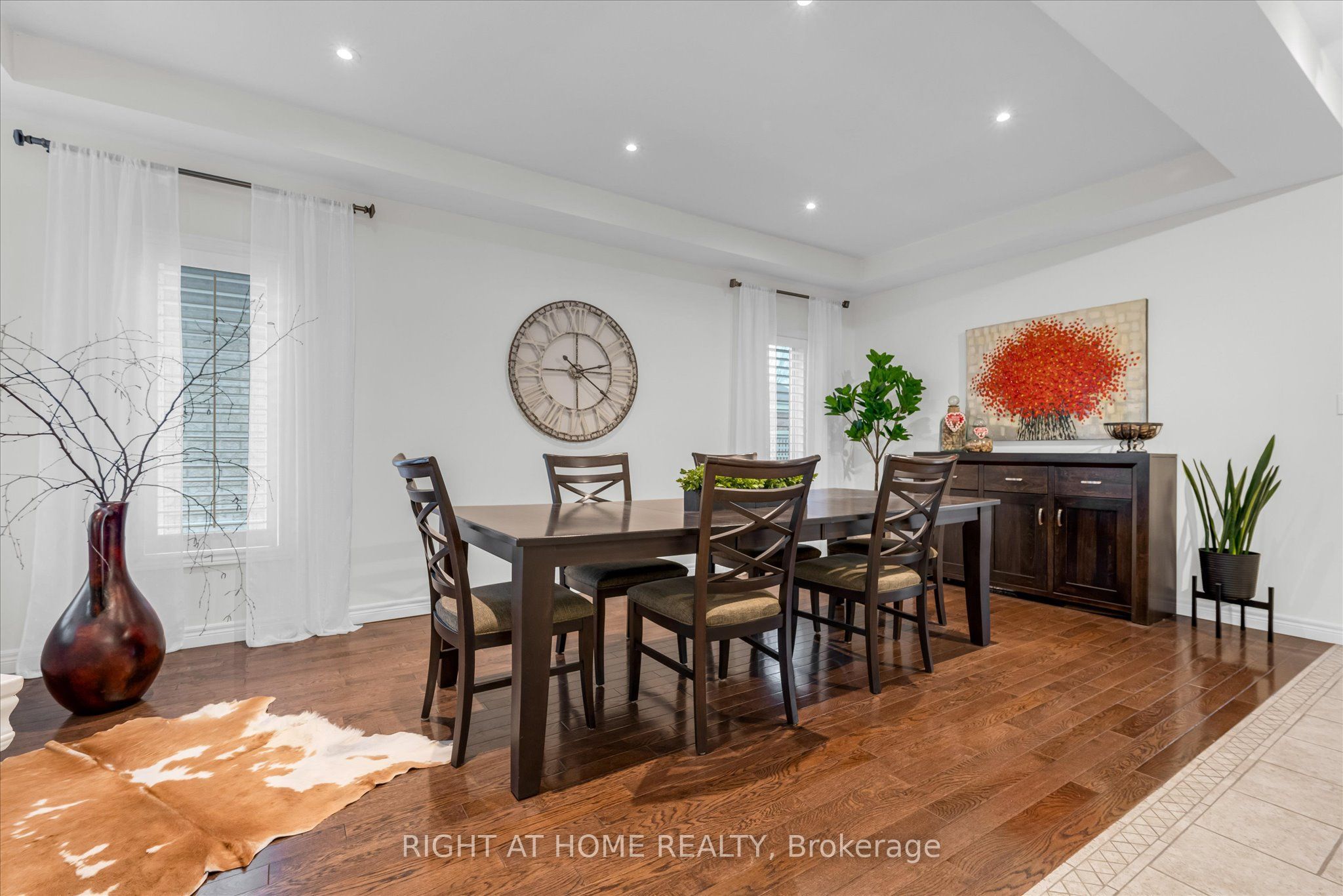 87 Newcombe Road N Property Photo 6