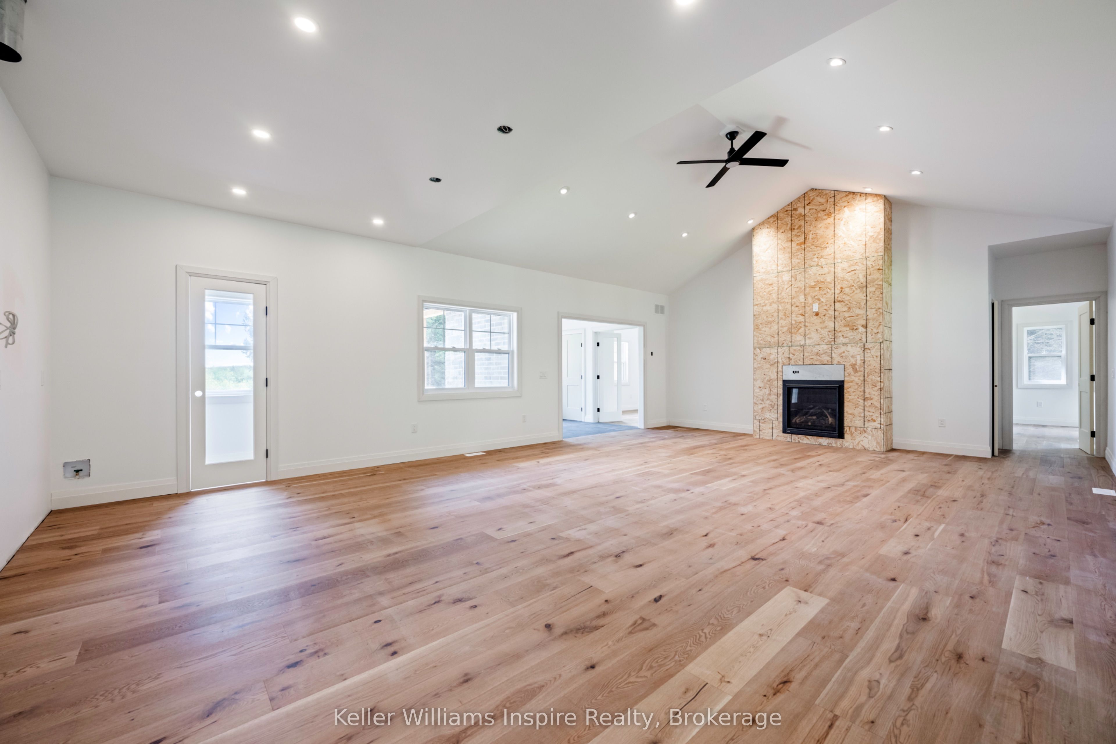 537266 Main Street Property Photo 17