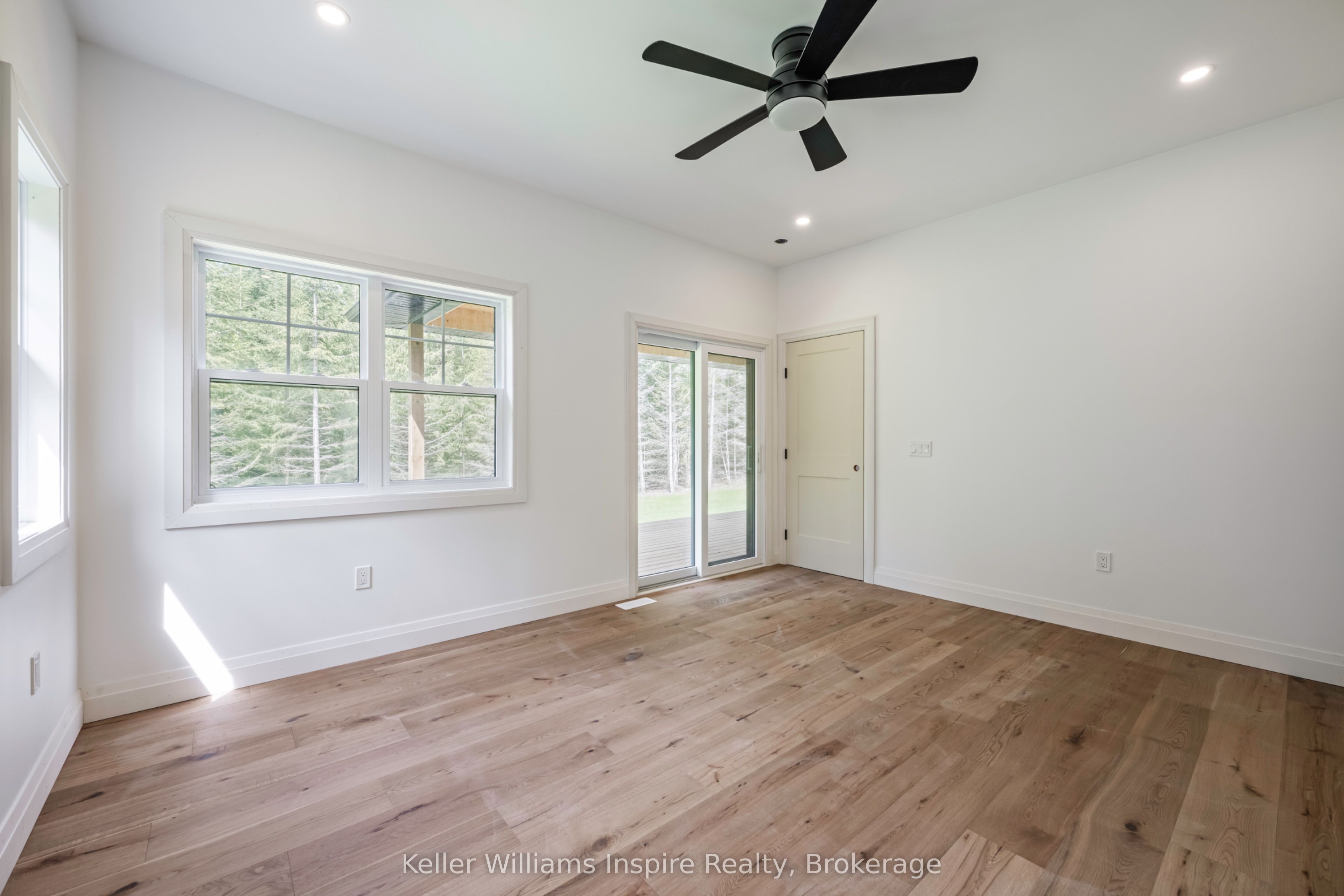 537266 Main Street Property Photo 28