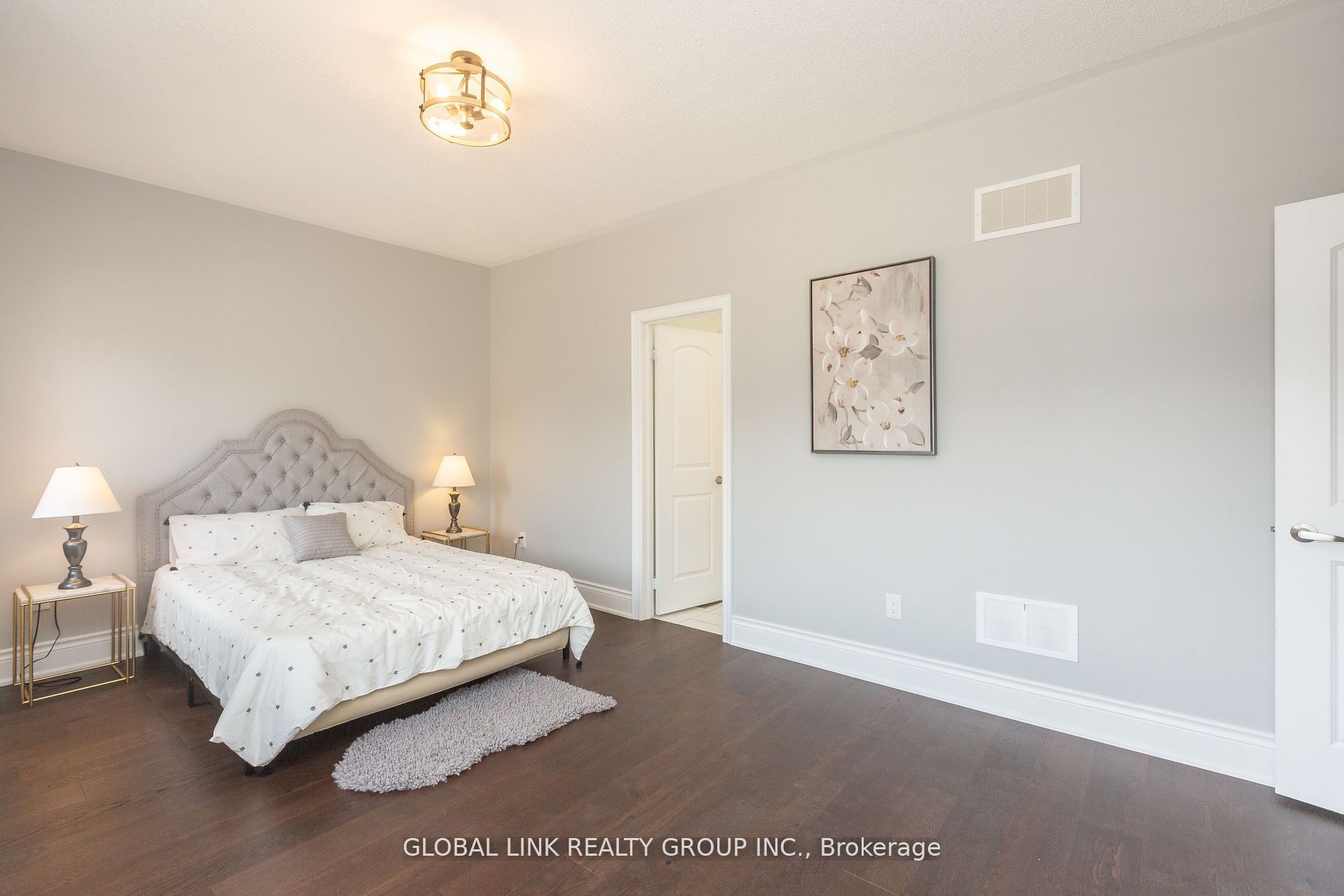 44 Golden Hawk Drive Property Photo 23
