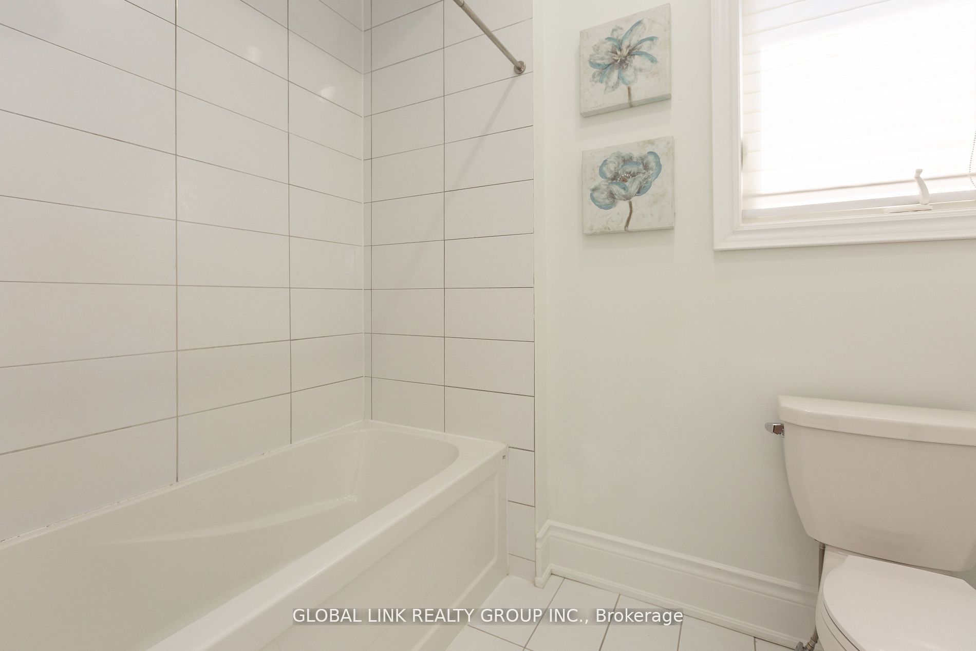 44 Golden Hawk Drive Property Photo 29