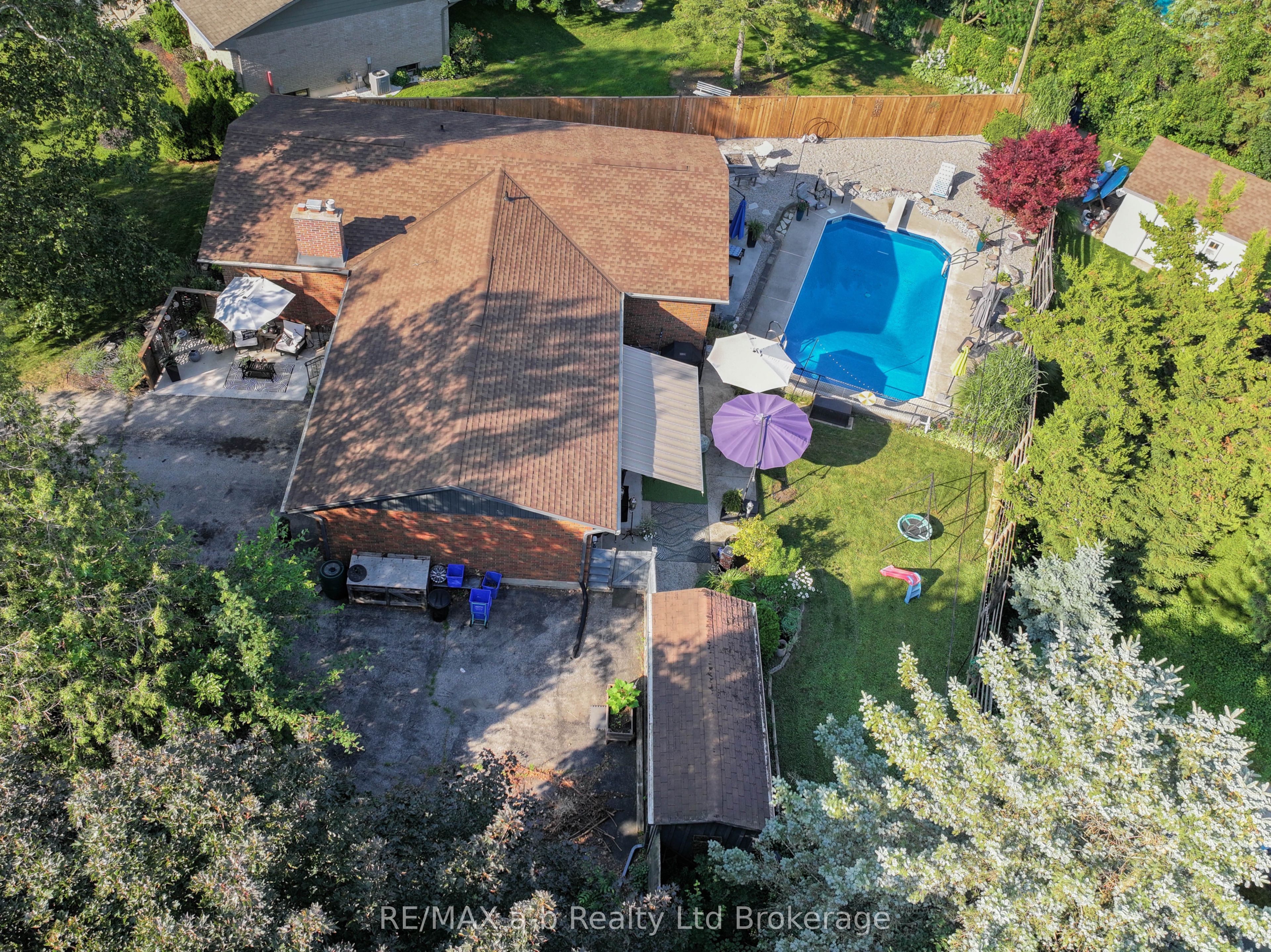 6 Camdon Court Property Photo 44