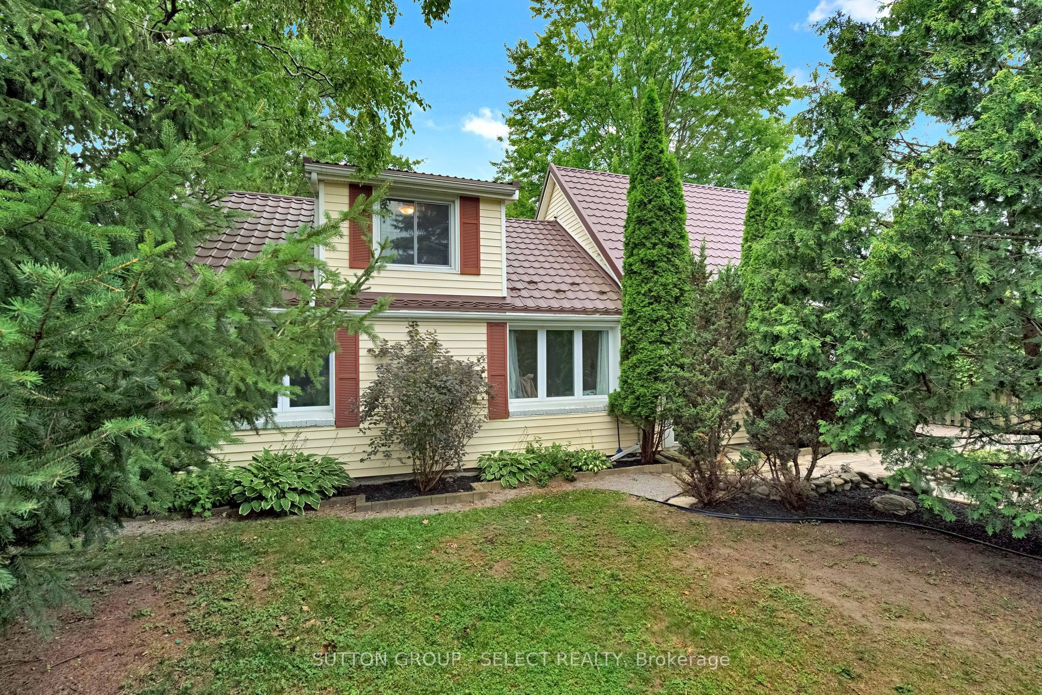 1129 Sunningdale Road E Property Photo 2