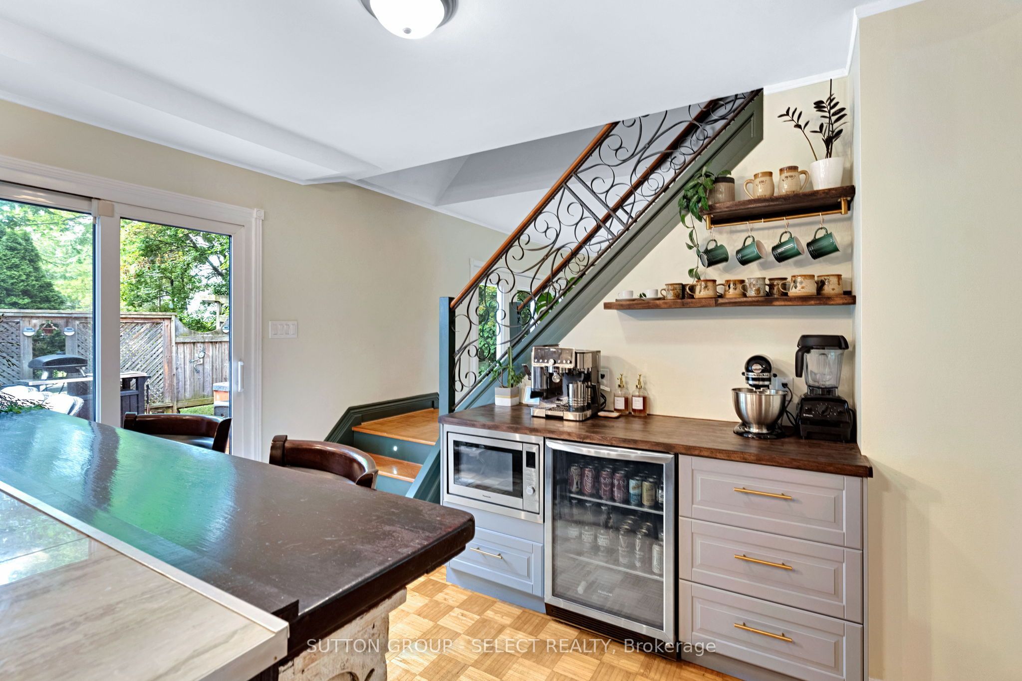 1129 Sunningdale Road E Property Photo 17