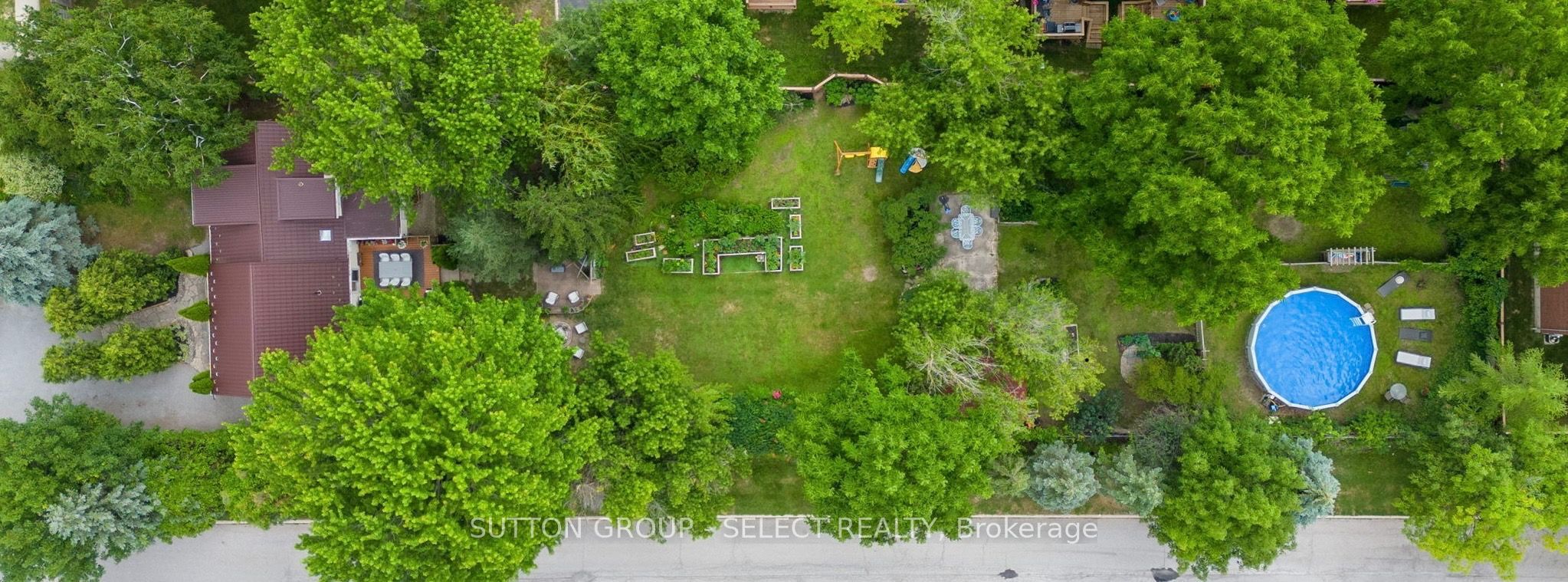 1129 Sunningdale Road E Property Photo 37
