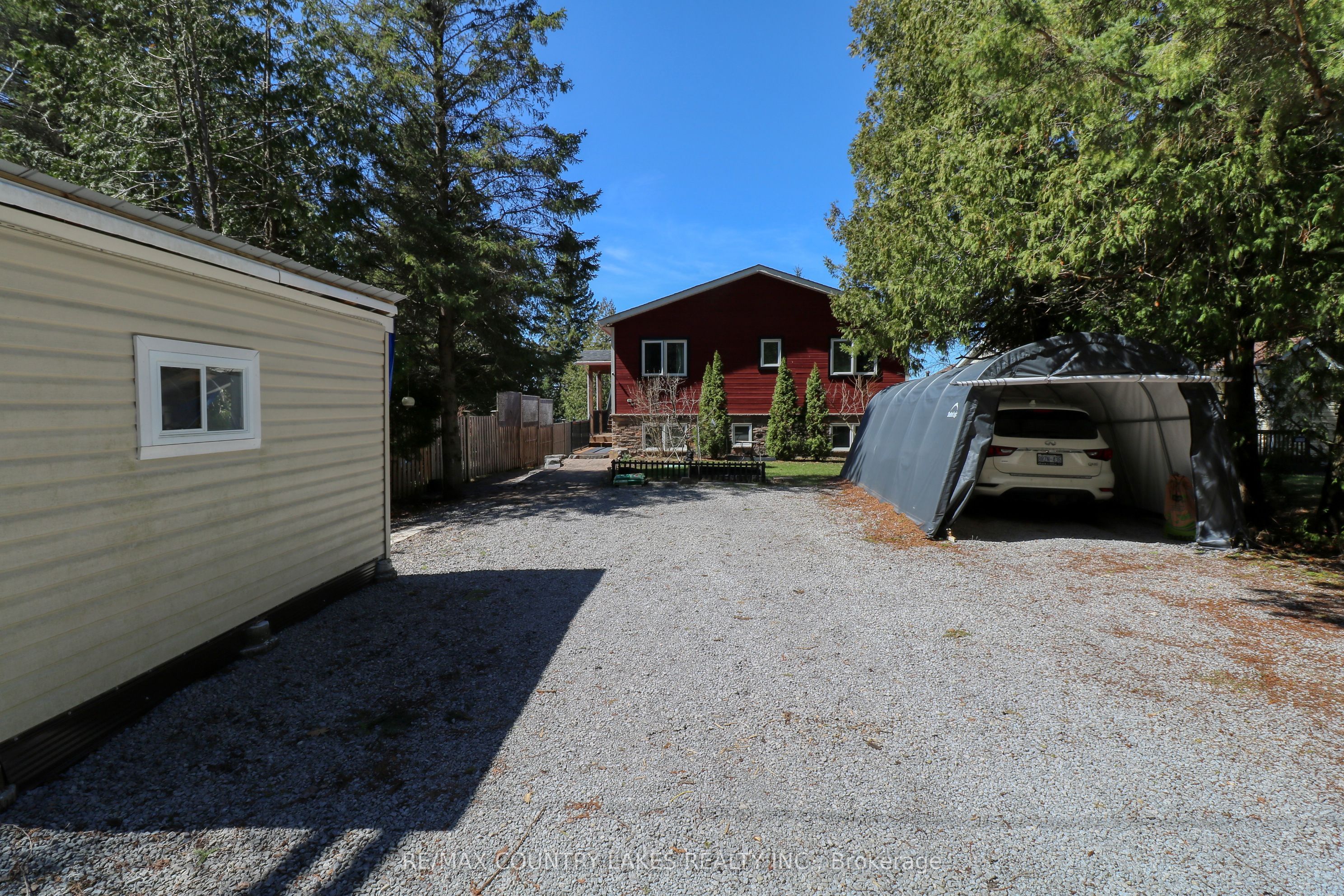 87 Paradise Road Property Photo 35