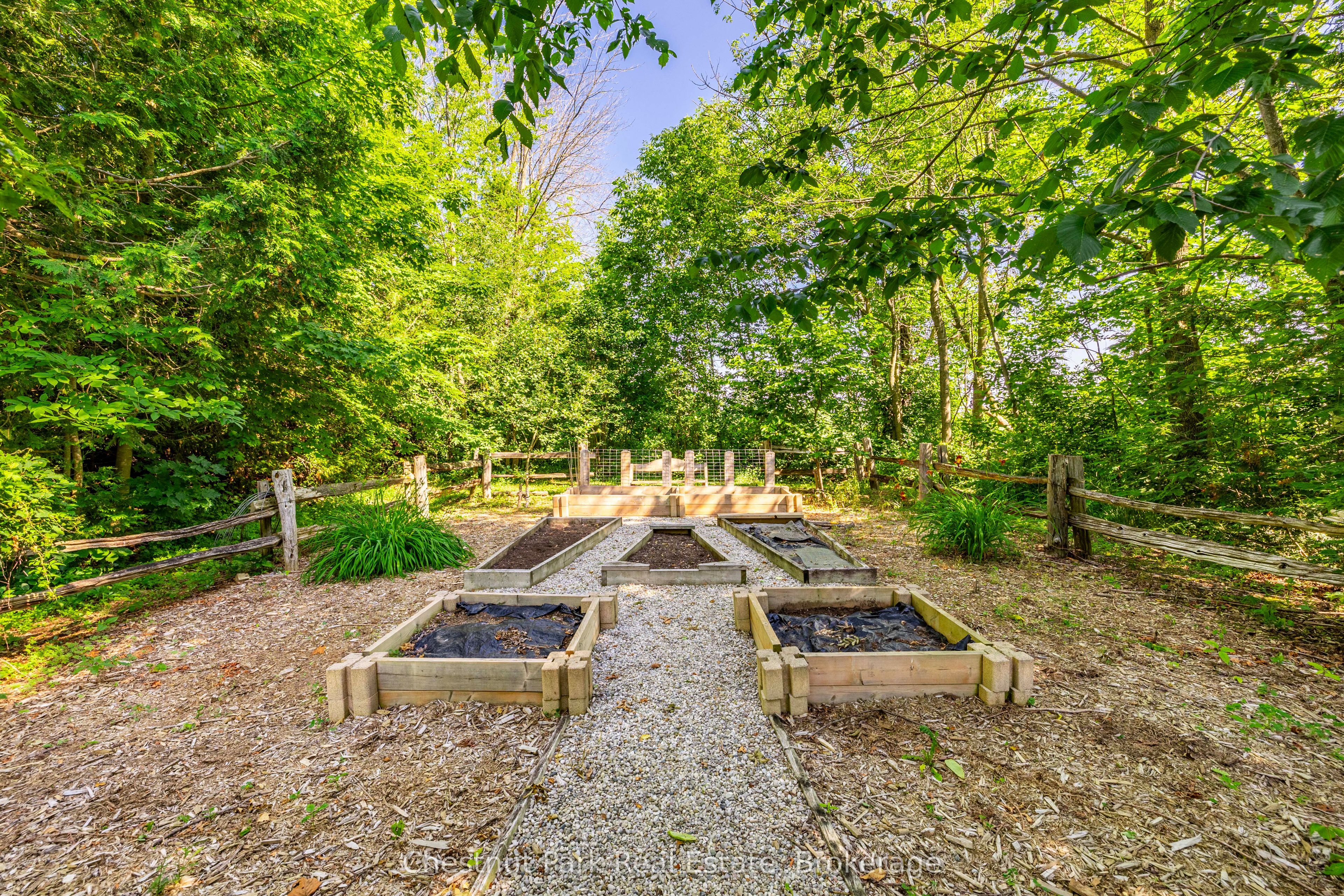 418573 Concession A Property Photo 43