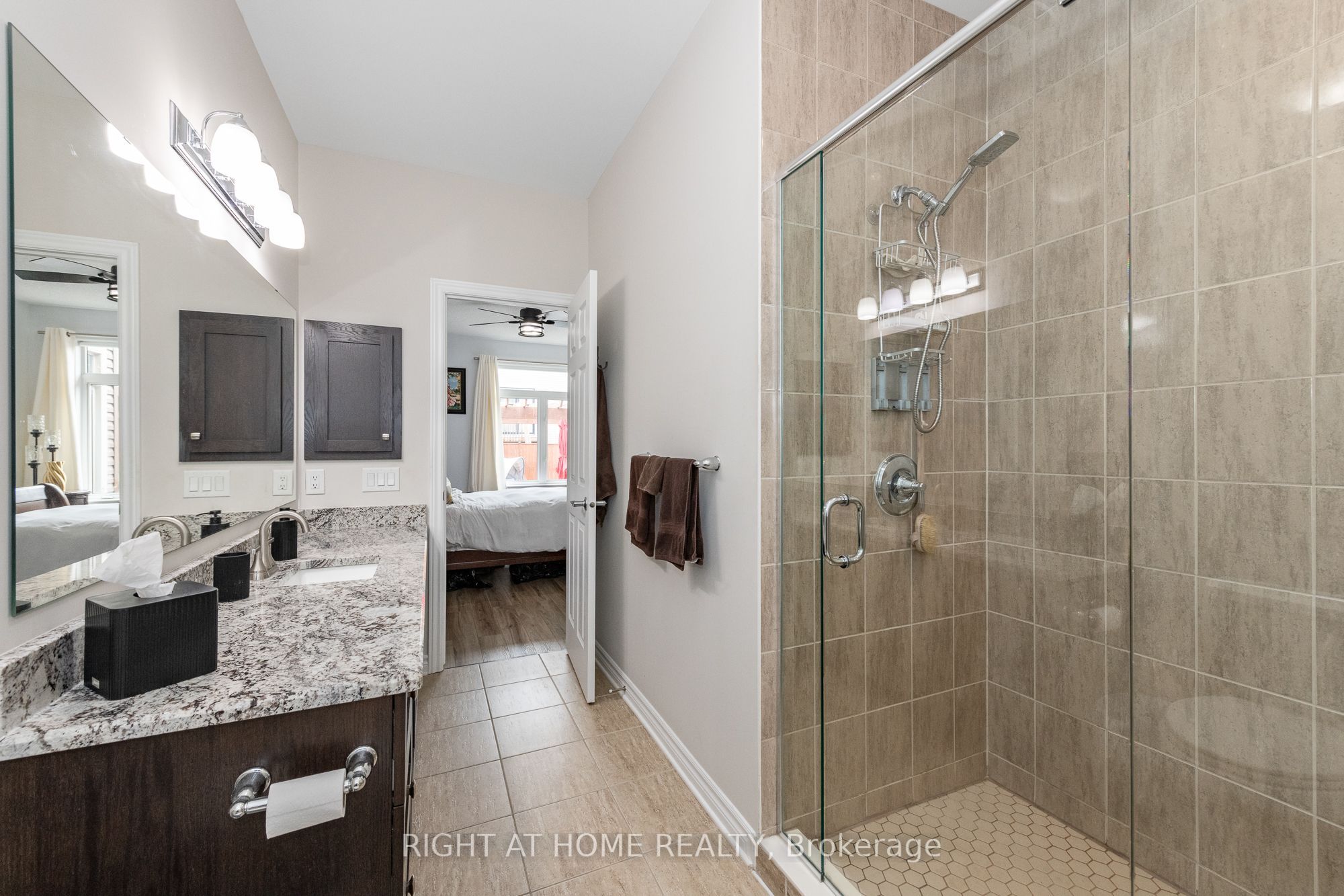 238 De L'etang Street Property Photo 28