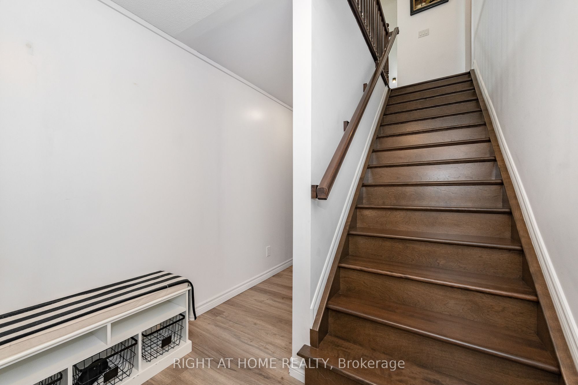 238 De L'etang Street Property Photo 29