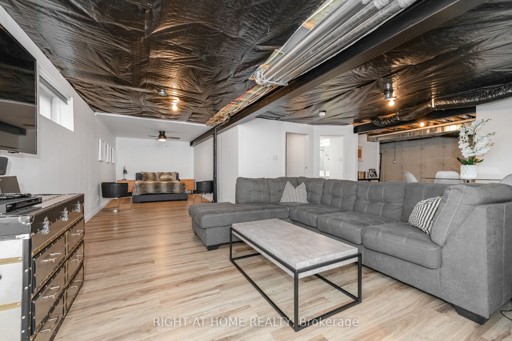 238 De L'etang Street Property Photo 34
