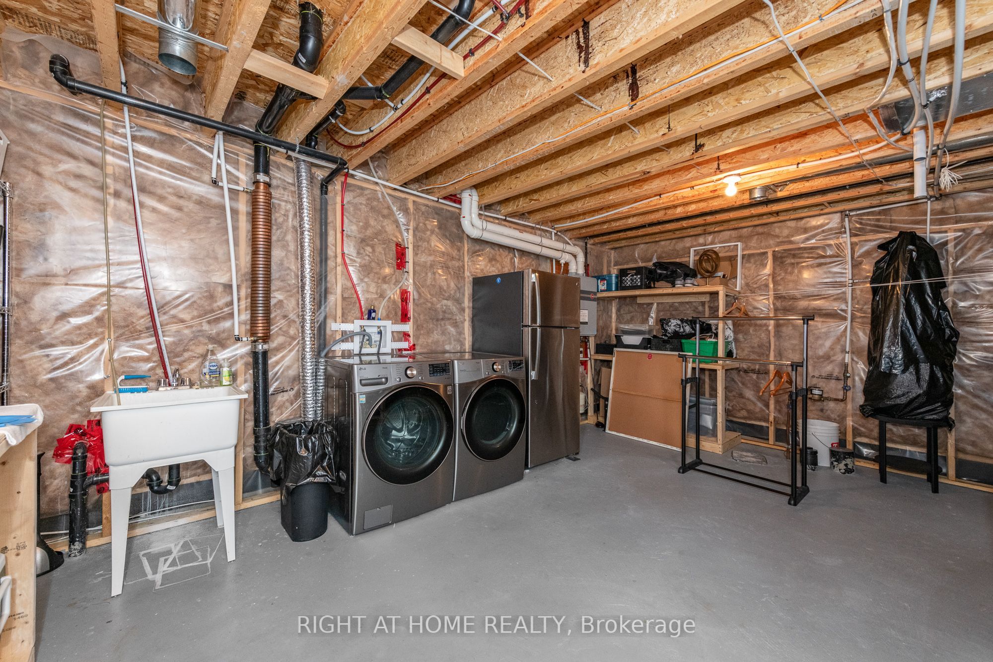 238 De L'etang Street Property Photo 43