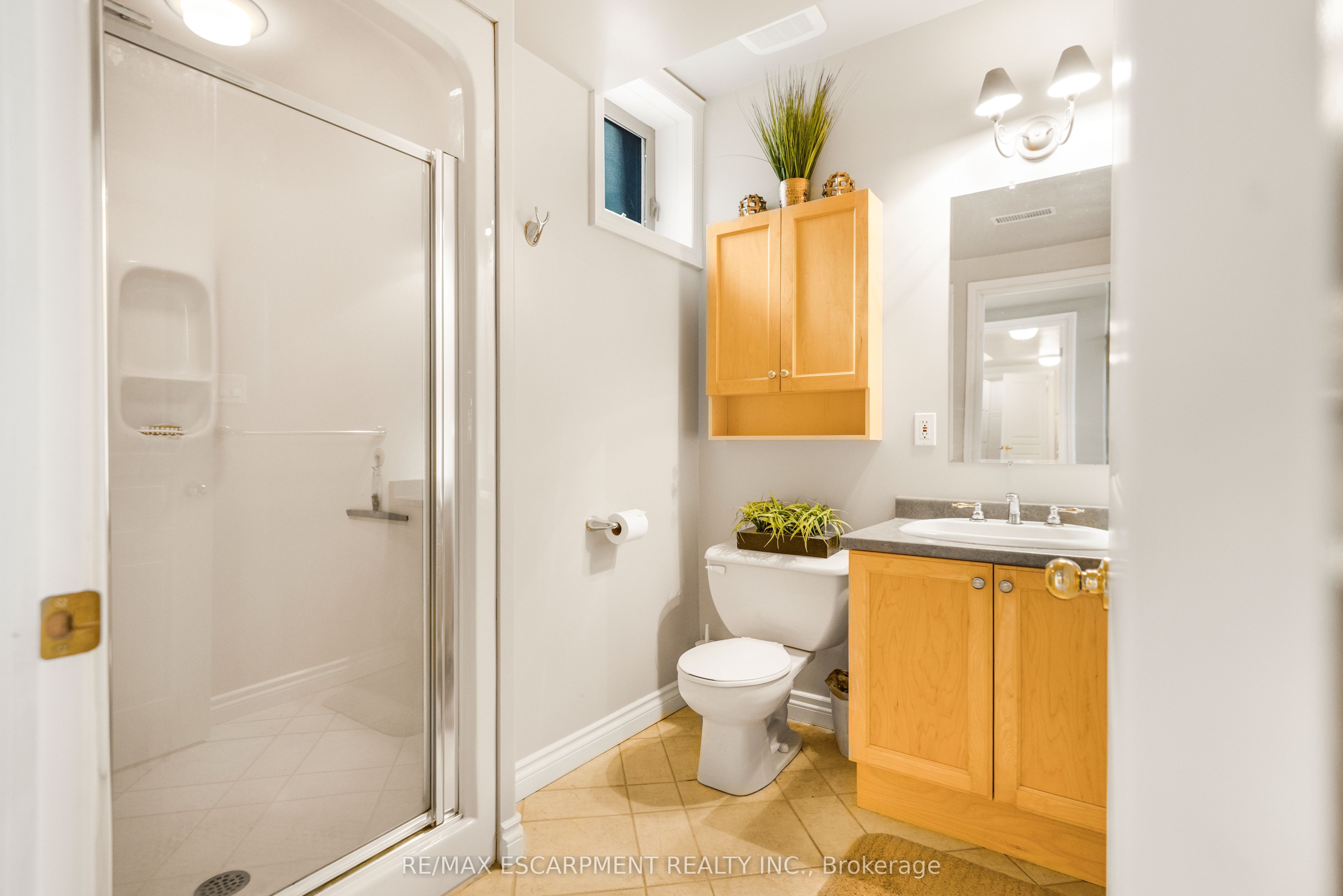 130 Dorchester Drive Property Photo 29