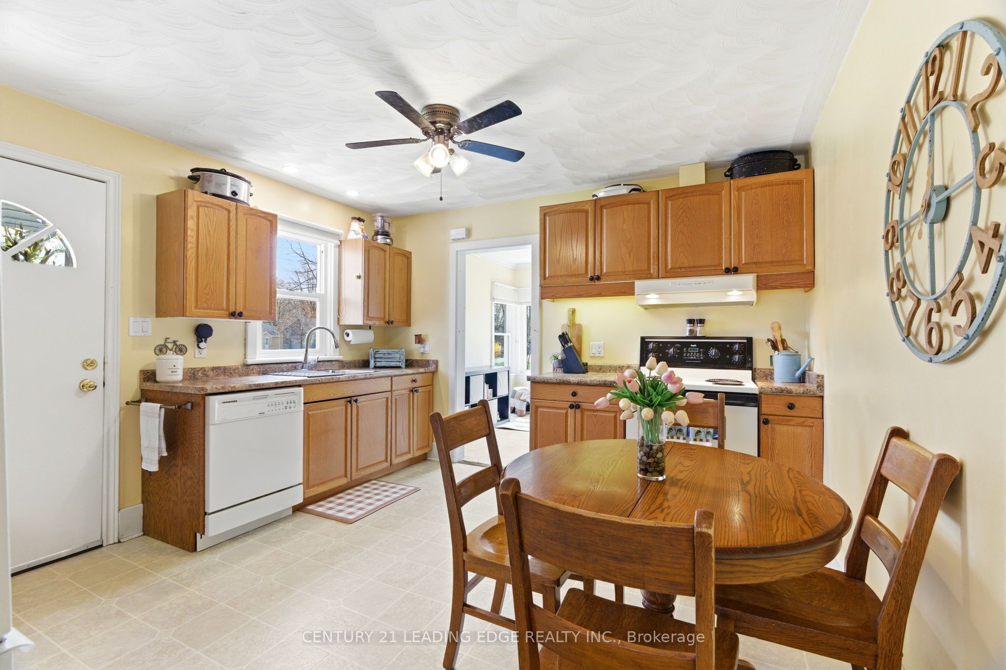 160 Widder Street Property Photo 7