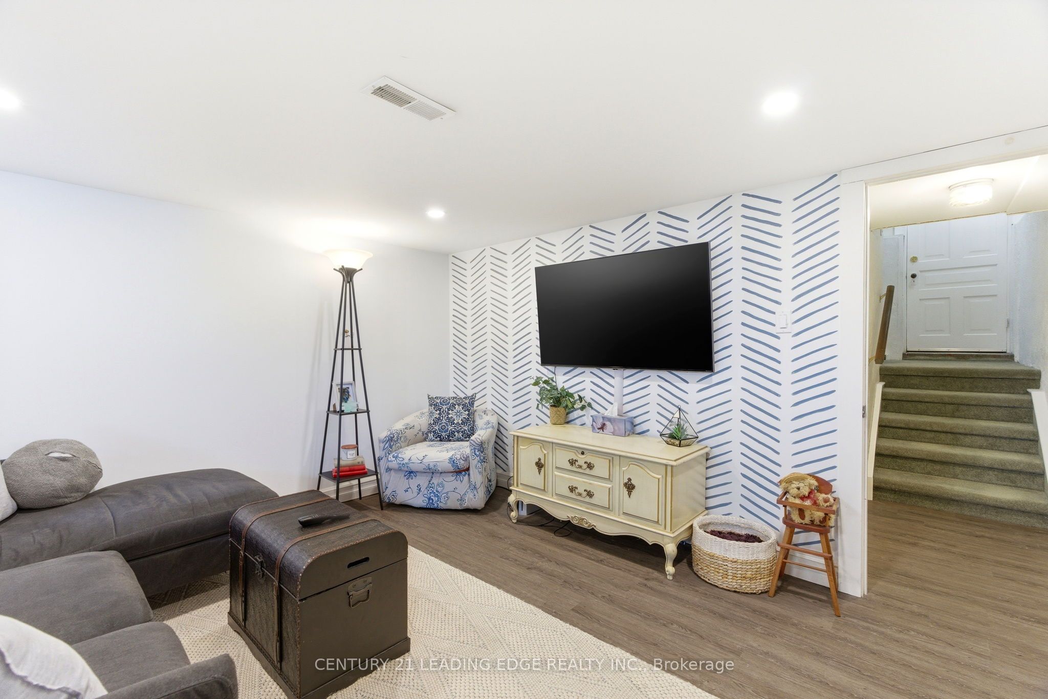160 Widder Street Property Photo 33